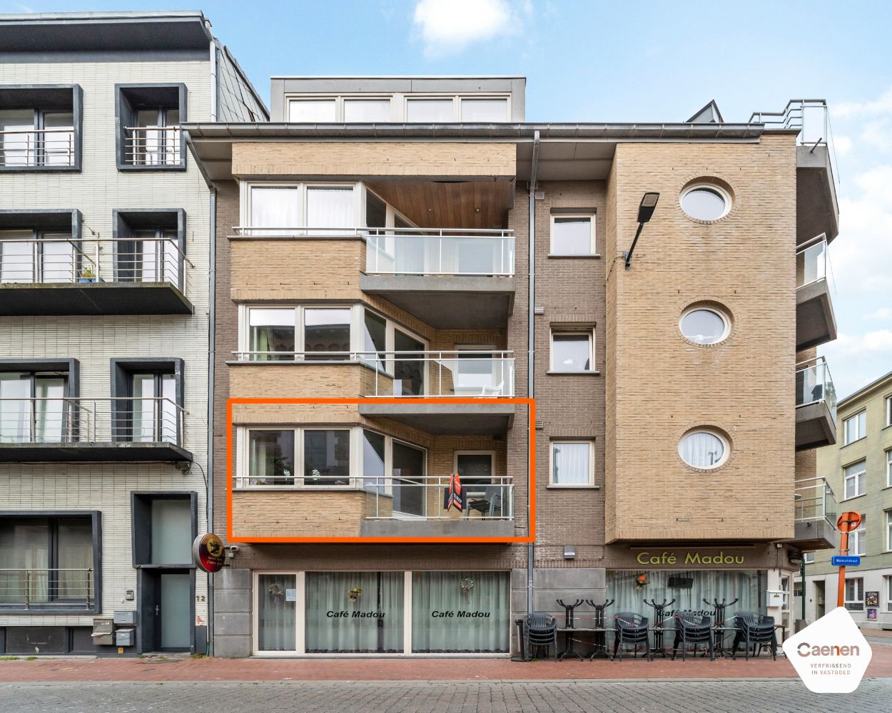 Instapklaar twee slaapkamerappartement met uitstekende ligging foto 14