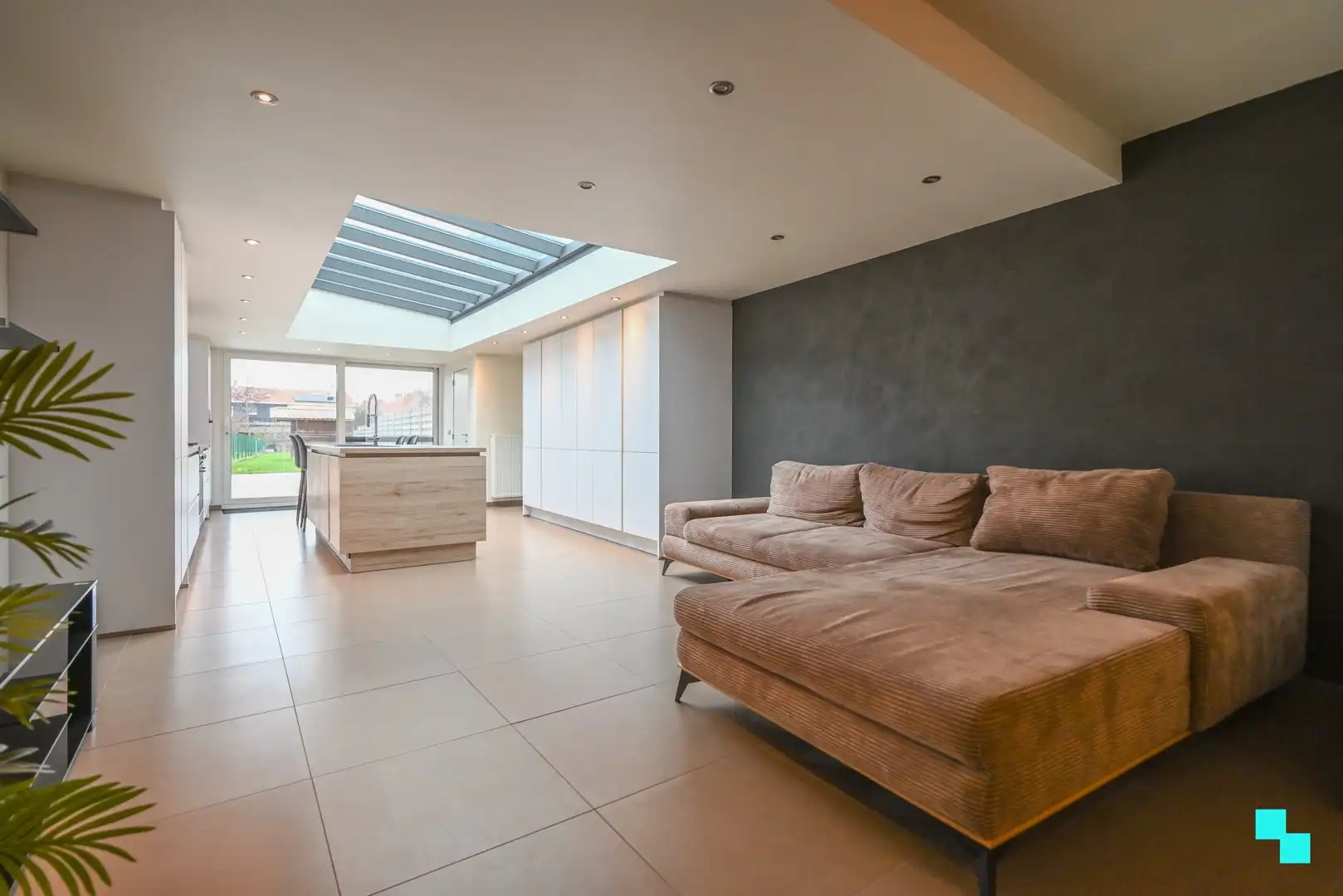 Eéngezinswoning met 2 slaapkamers nabij centrum Izegem foto 6