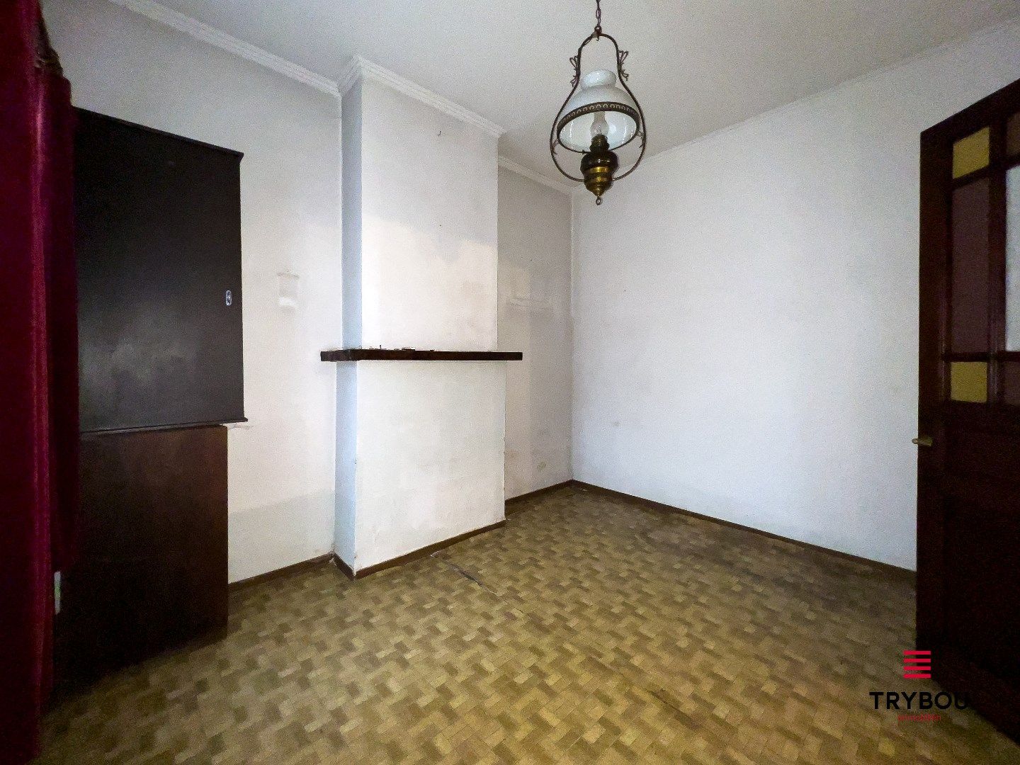 Te renoveren woning in centrum van Houthulst op perceel van 1042m² foto 17