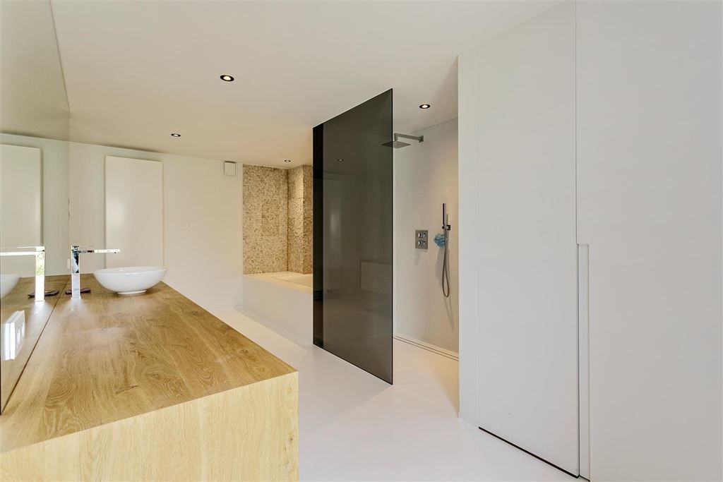 Exclusieve hoevewoning met prachtige tuin foto 14