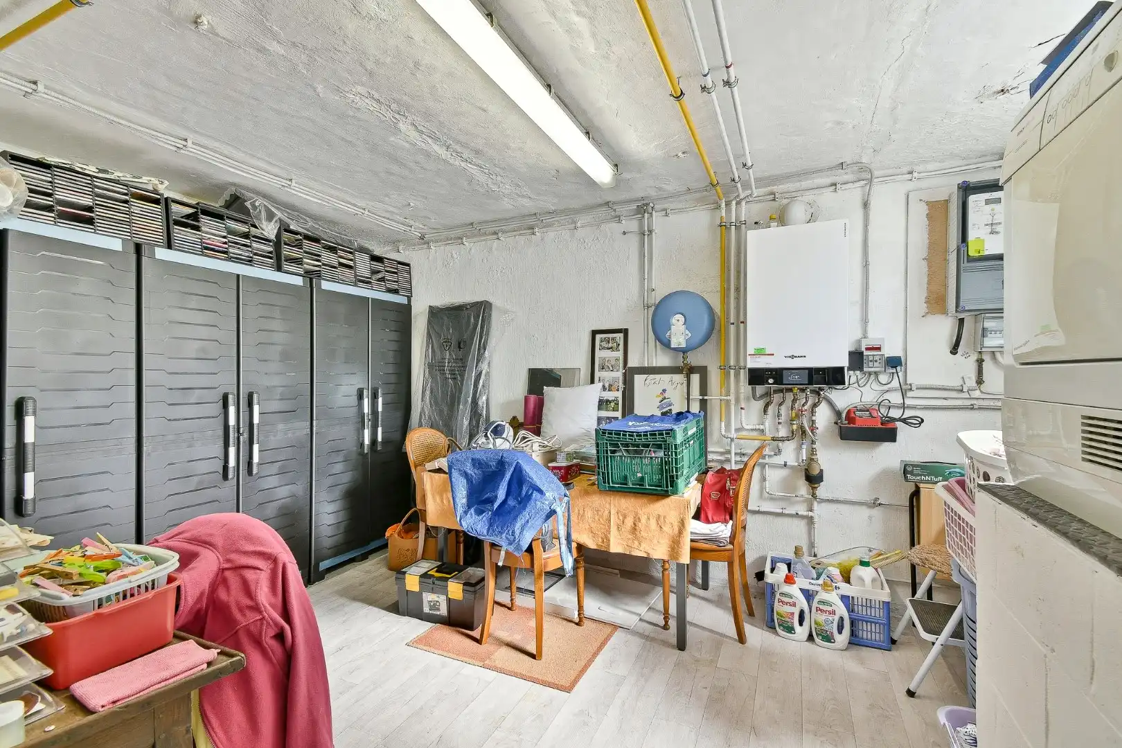 Instapklaar gelijkvloers appartement met privatieve toegang, garage, zonnige tuin en terras nabij zee foto 17