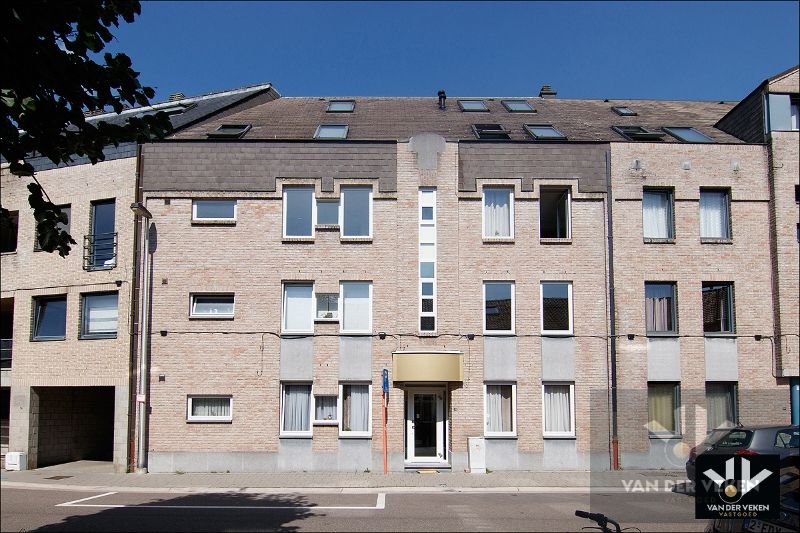 LICHTRIJK APPARTEMENT BINNEN DE GROTE RING VAN HASSELT foto 11