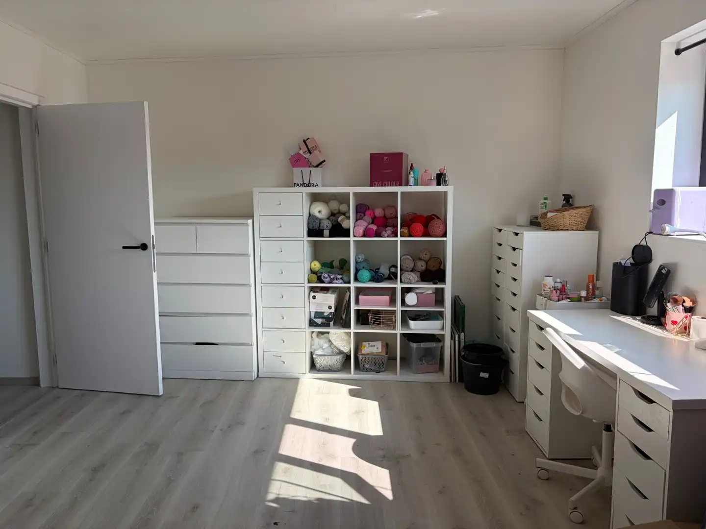 Moderne halfopen woning met alle comfort. foto 11