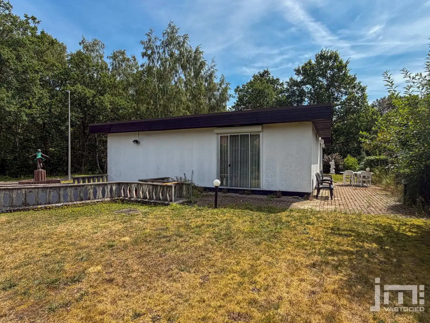 Uniek gelegen woning foto 2