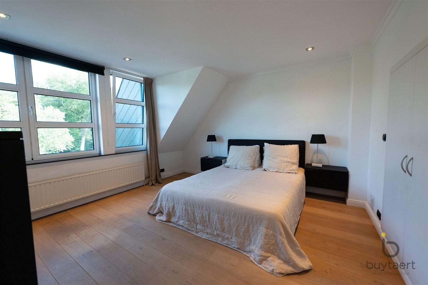 Véél ruimte, terras én tuin: lichtrijk 3 slaapkamer - triplex appartement in hartje Schilde! foto 56