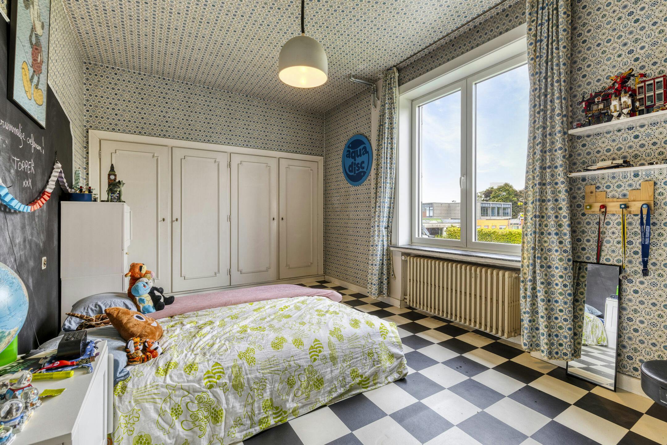 Riante architectenwoning met 6 slaapkamers te koop in Zedelgem foto 17