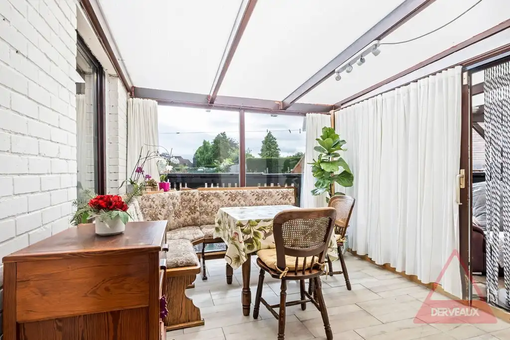 Beselare – Woning met 2 slaapkamers, garage en carport in het centrum foto 8