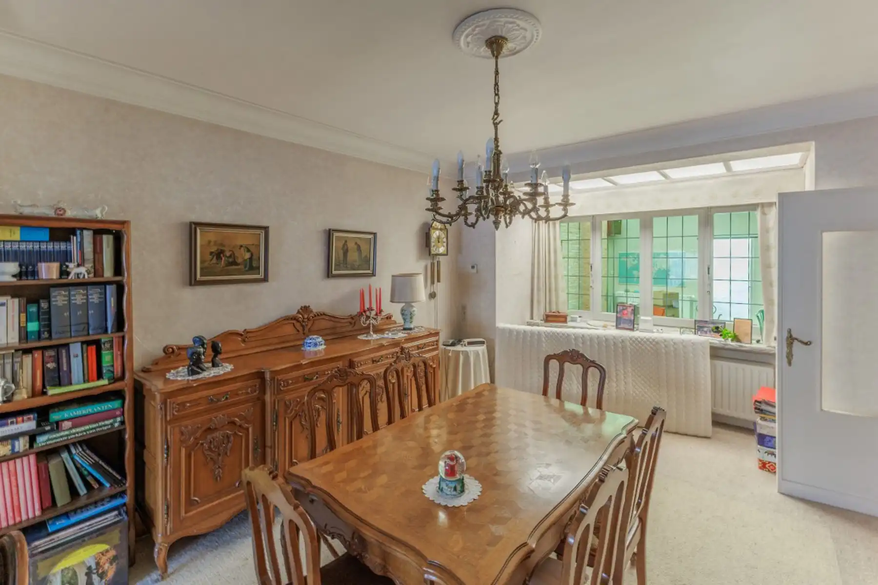 Ruime woning met 3 slaapkamers foto 6