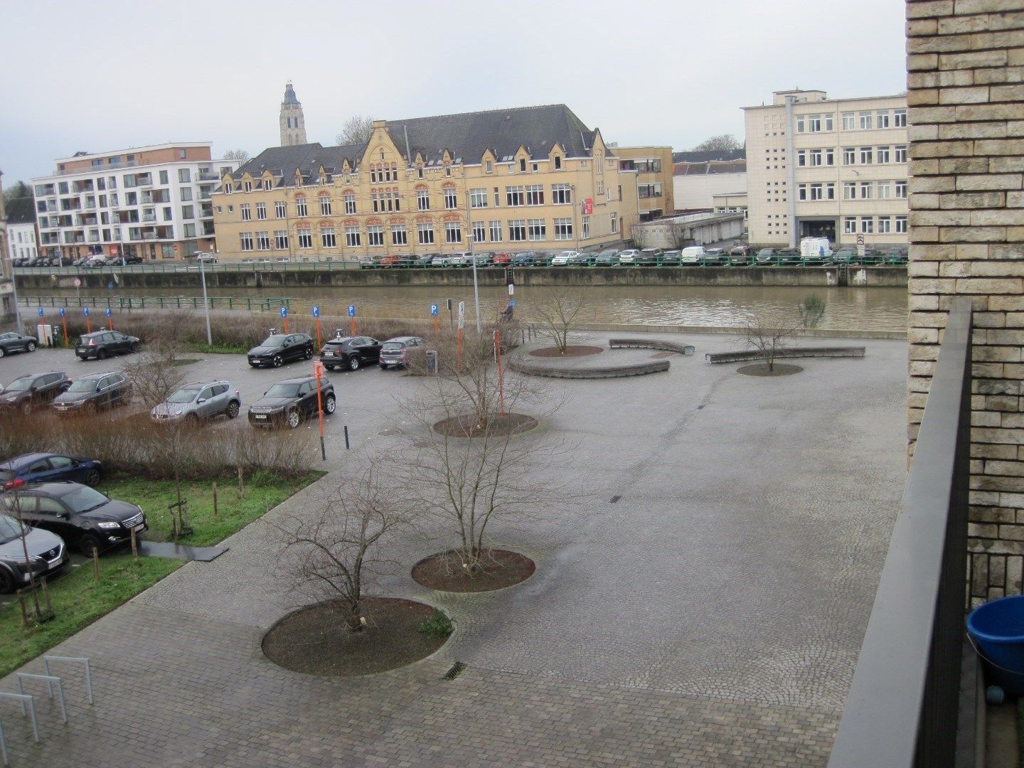 2-slaapkamer appartement met aangenaam terras. foto 15