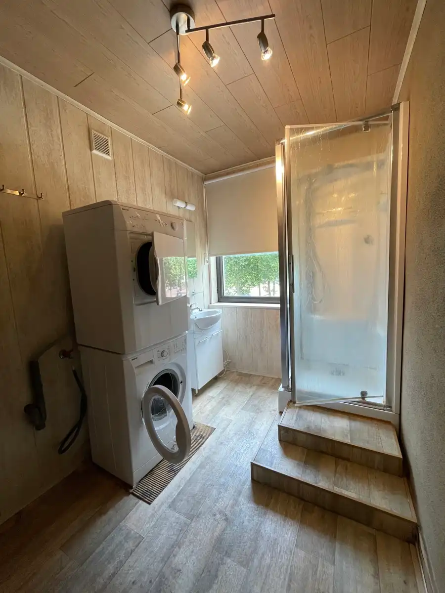 Commerciële ruimte te huur foto 22