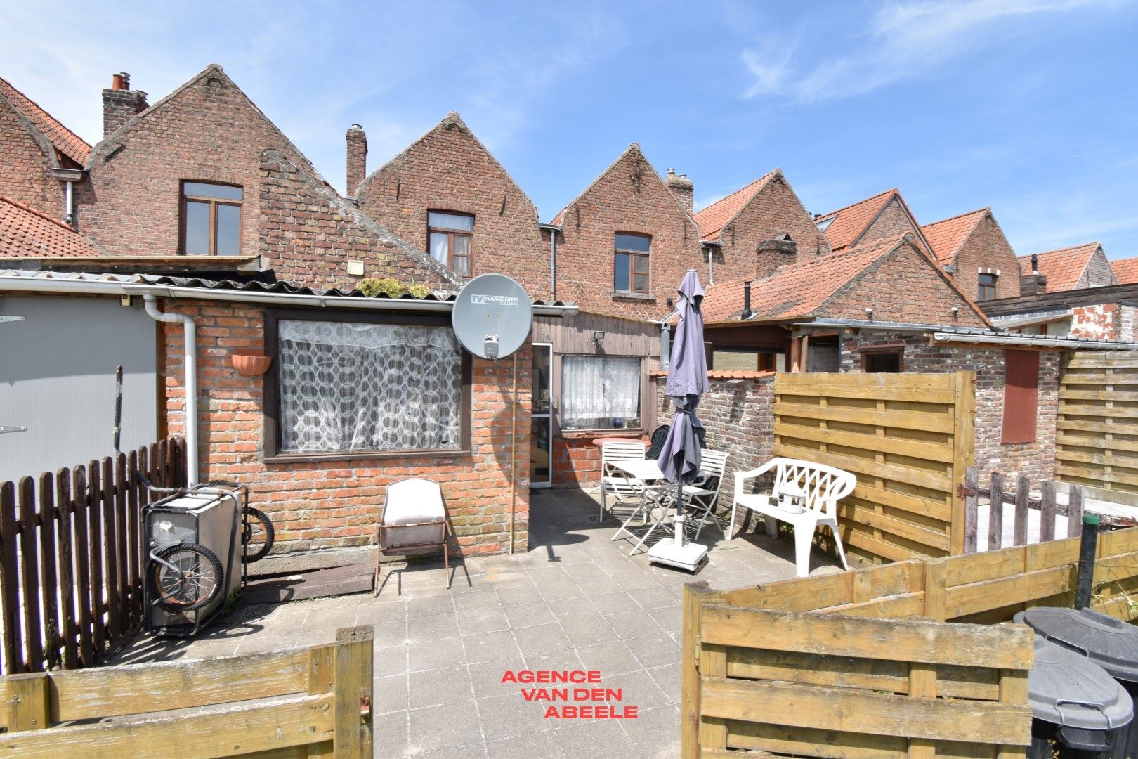 Te renoveren woning met 2 slaapkamers en fantastische tuin  foto 13