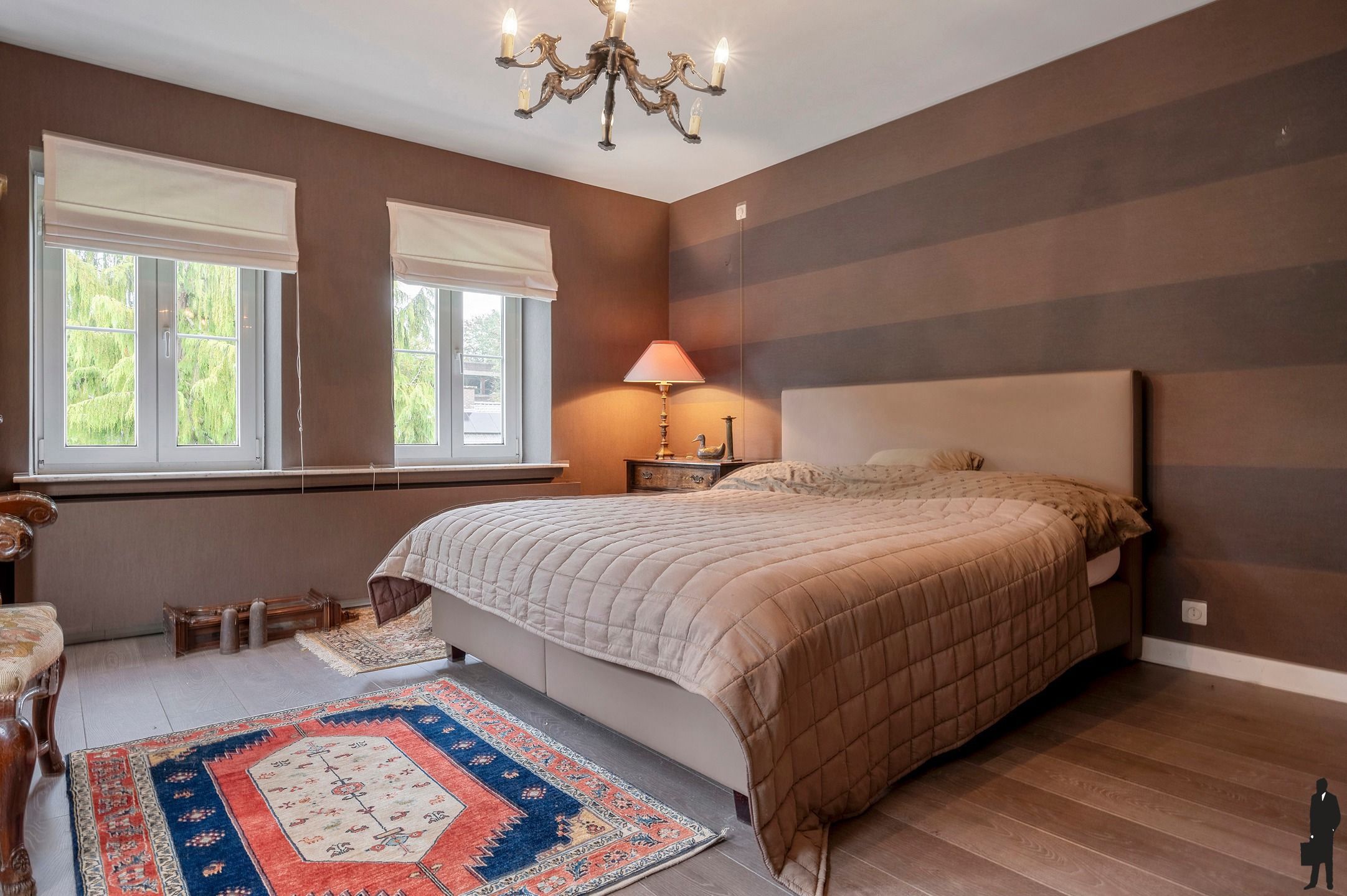  Goed onderhouden in het centrum gelegen karaktervilla op een perceel van ca. 1.938 m²! foto 23