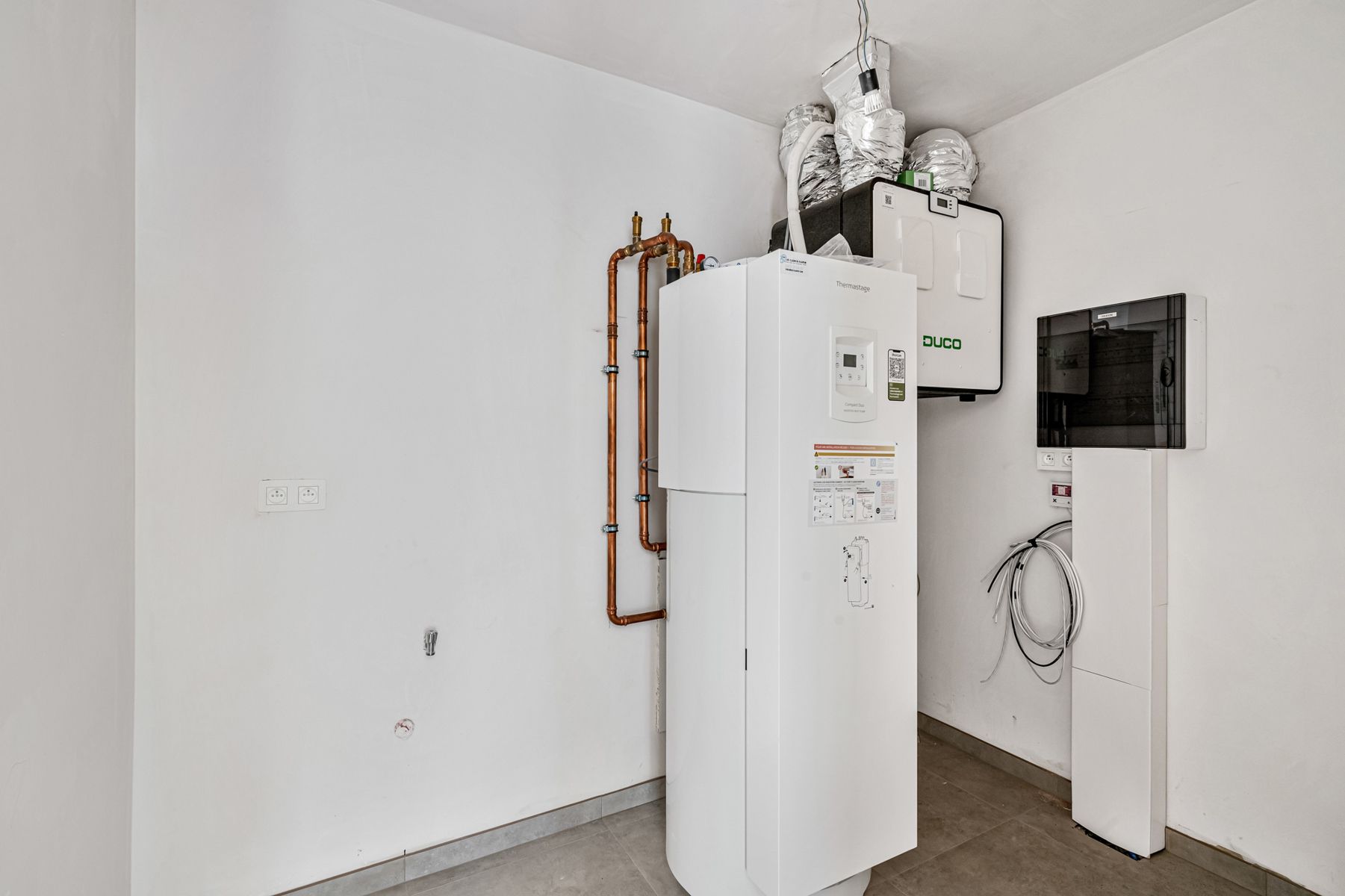 Nieuwbouw appartement op de eerste verdieping foto 10