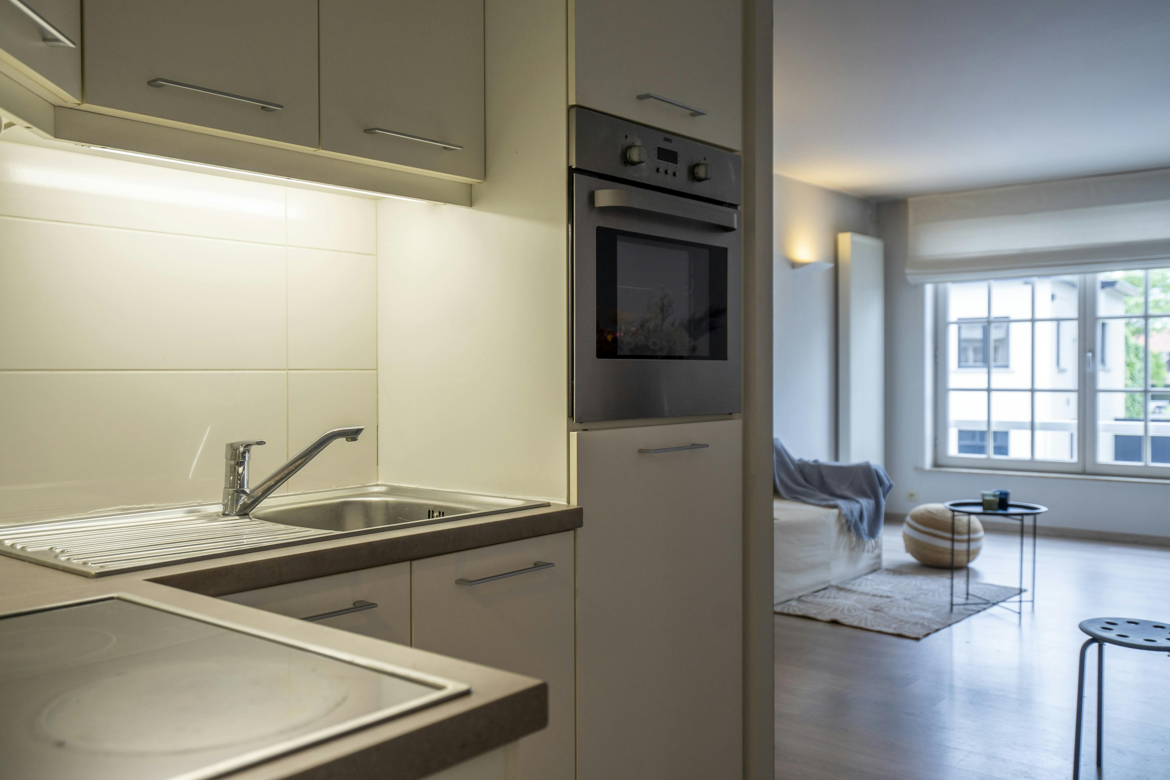 Instapklaar 2-slaapkamer appartement te koop in Anzegem foto 4