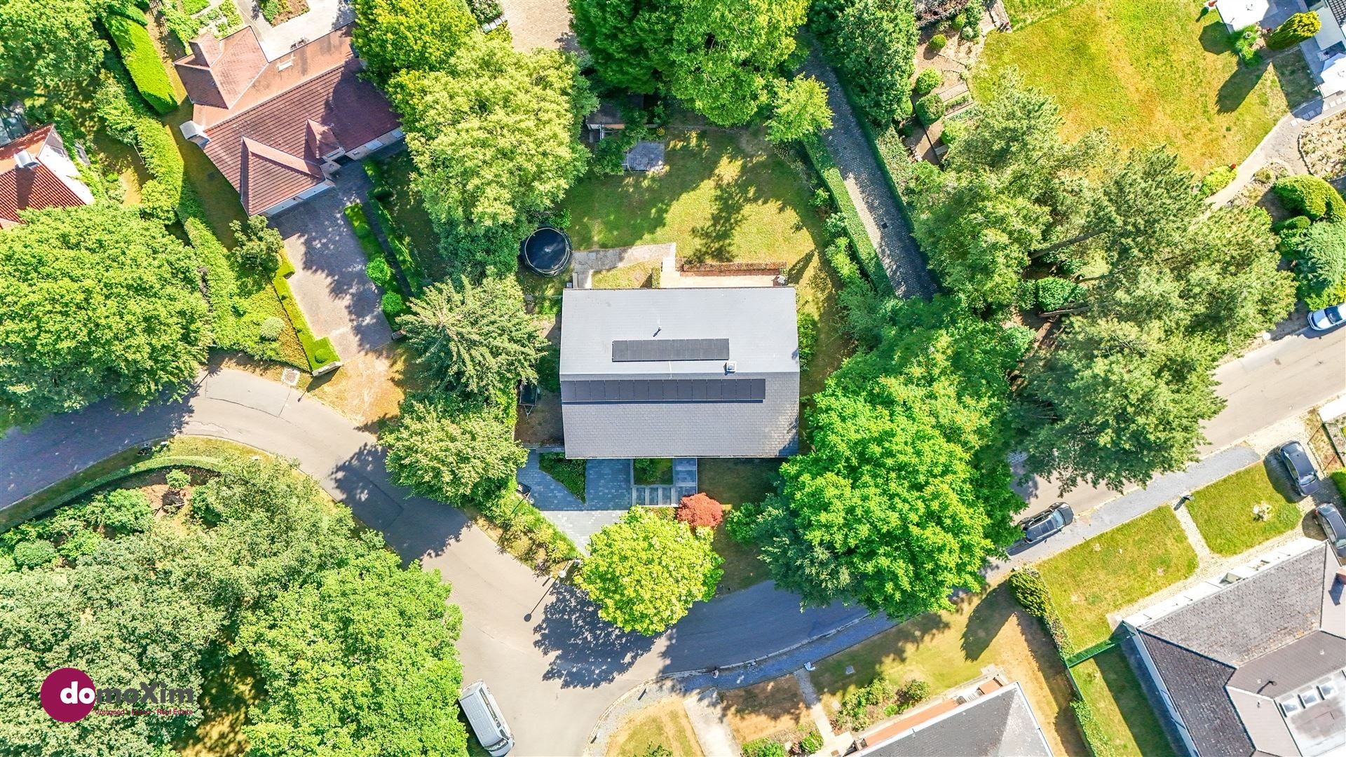 Volledig gerenoveerde instapklare gezinswoning in de Lievekensbossen foto 27