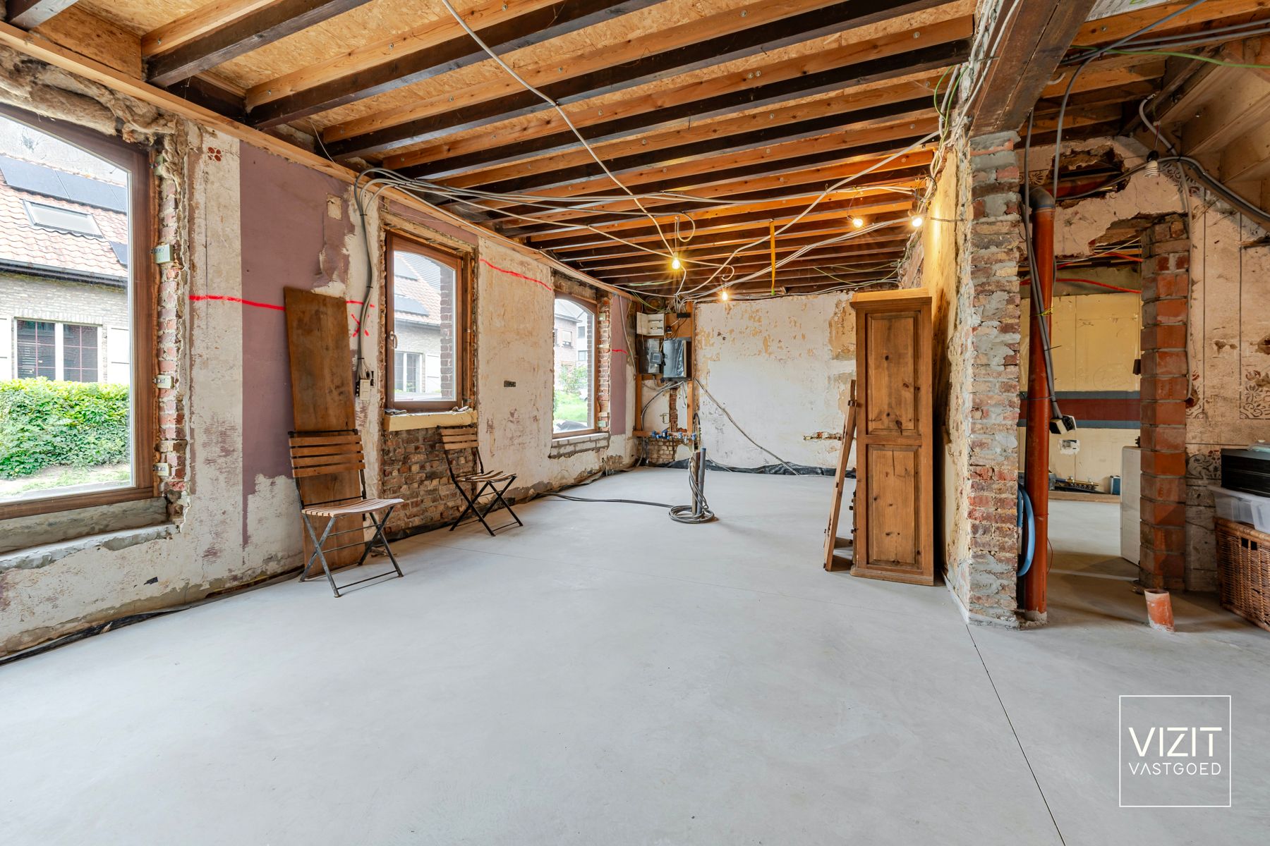 Ruime gezinswoning te Denderhoutem foto 2