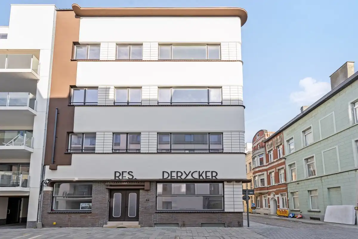 LUXE-appartement op topligging foto {{pictureIndex}}