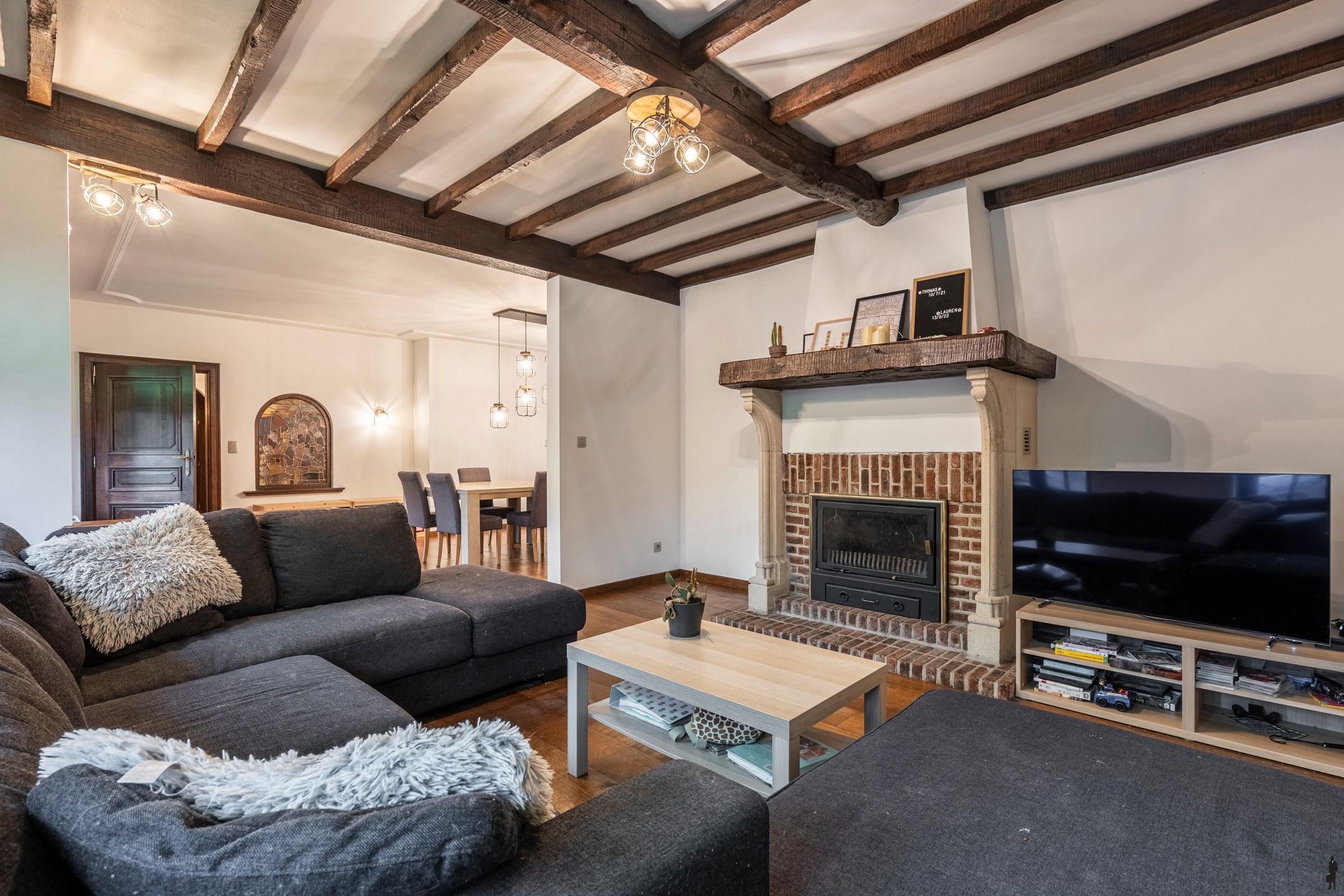 Grotendeels gerenoveerde villa met 4-5 slpk. in centrum Ravels foto 4