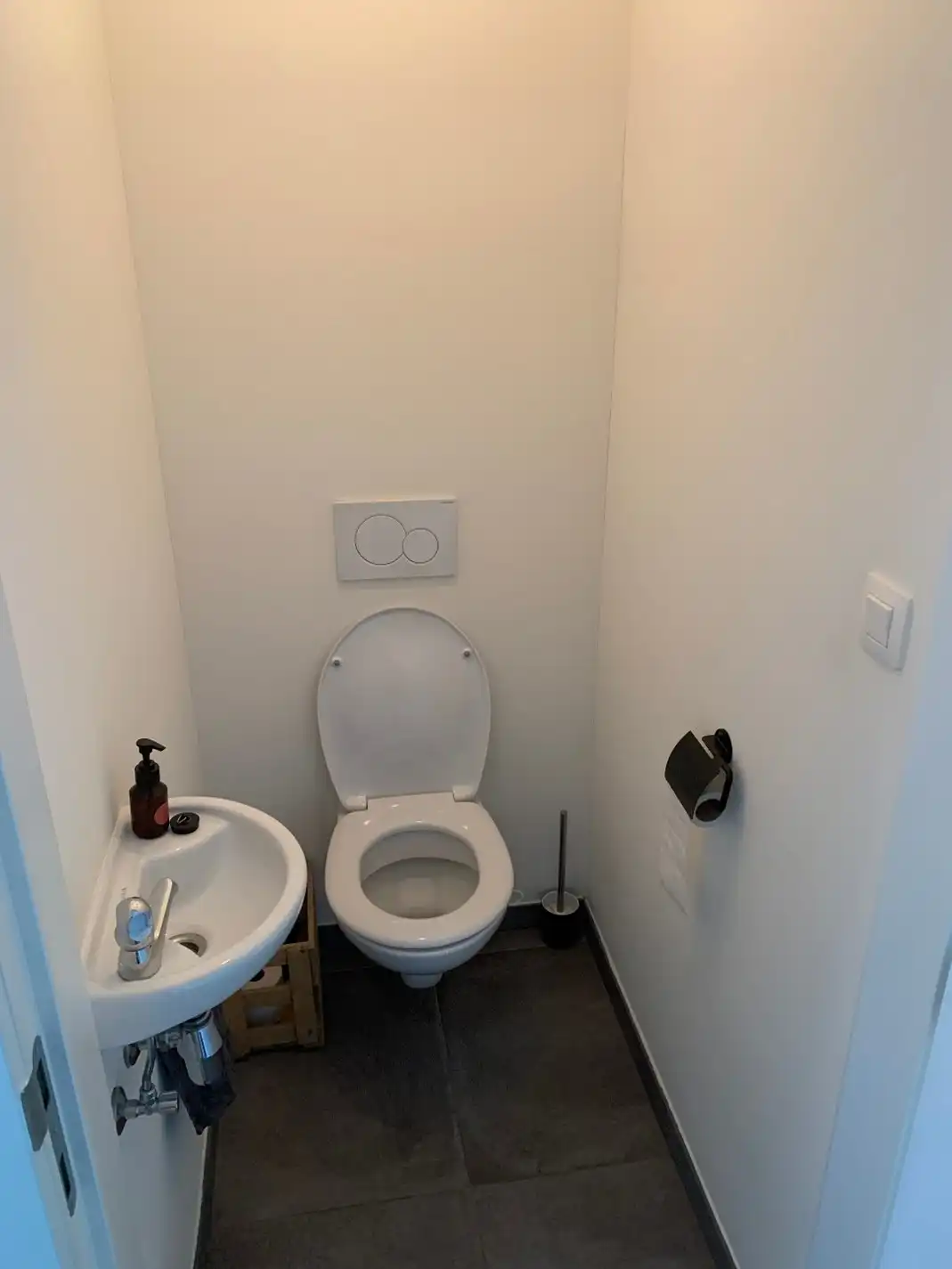 GEZELLIG APPARTEMENT MET 2 SLAAPKAMERS, TERRAS, KELDER EN 1 AUTOSTANDPLAATS TE BILZEN!  foto 21