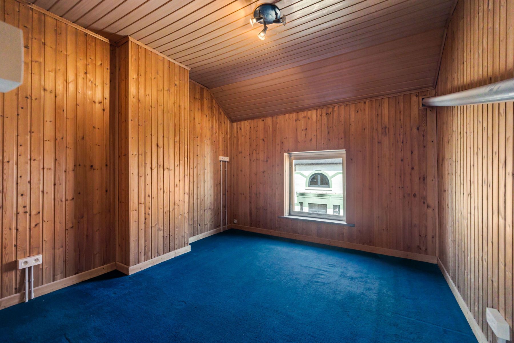 Vernieuwde woning met 4 slaapkamers en zonnig terras! foto 12