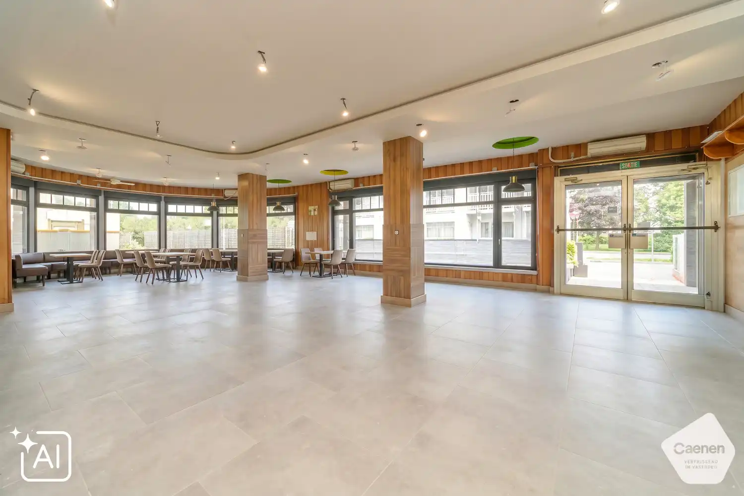 Te Koop – Handelszaak met Ruime Woning op Toplocatie aan de Belgisch-Franse Grens foto 3