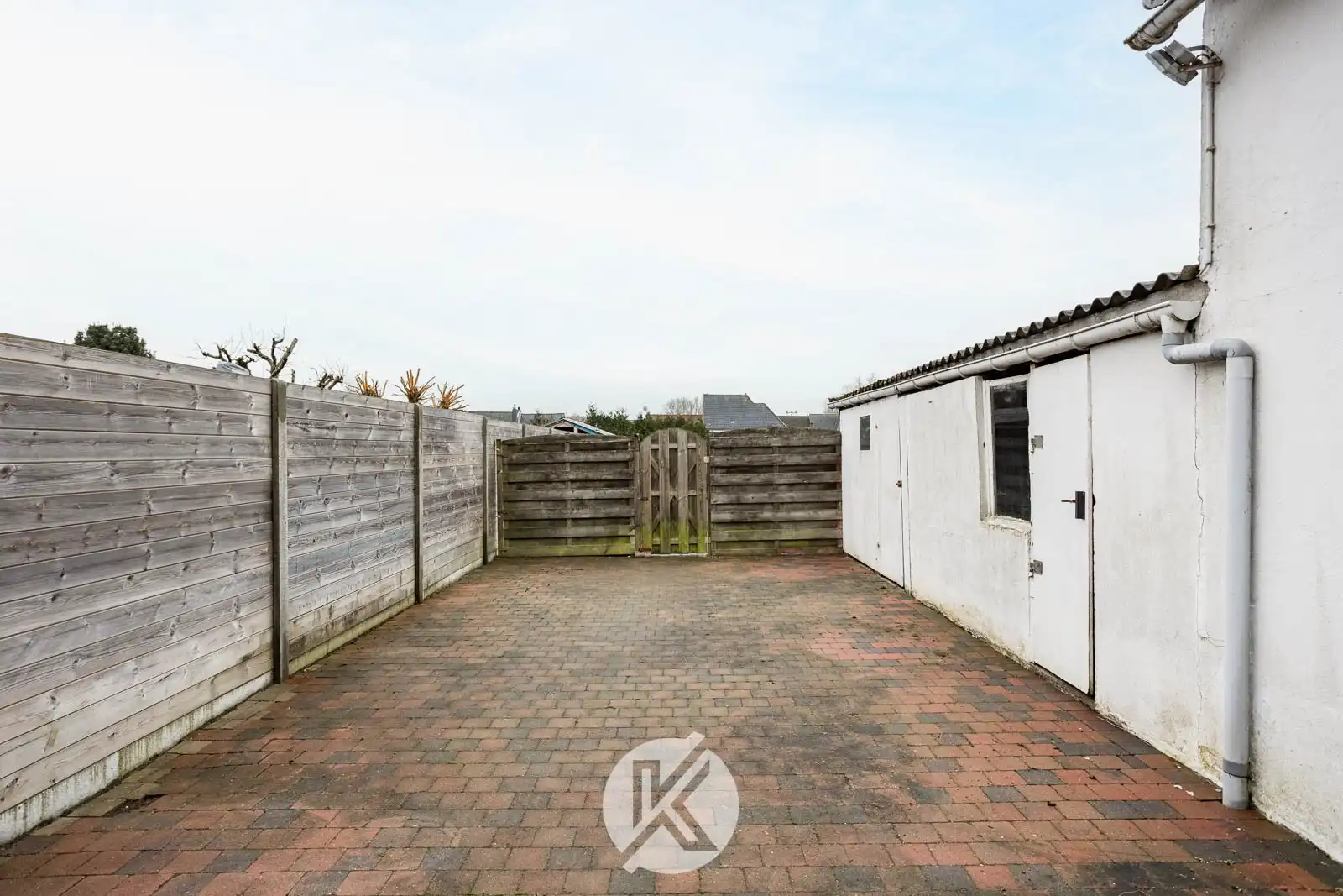 Op te knappen woning nabij centrum Herzele foto 22