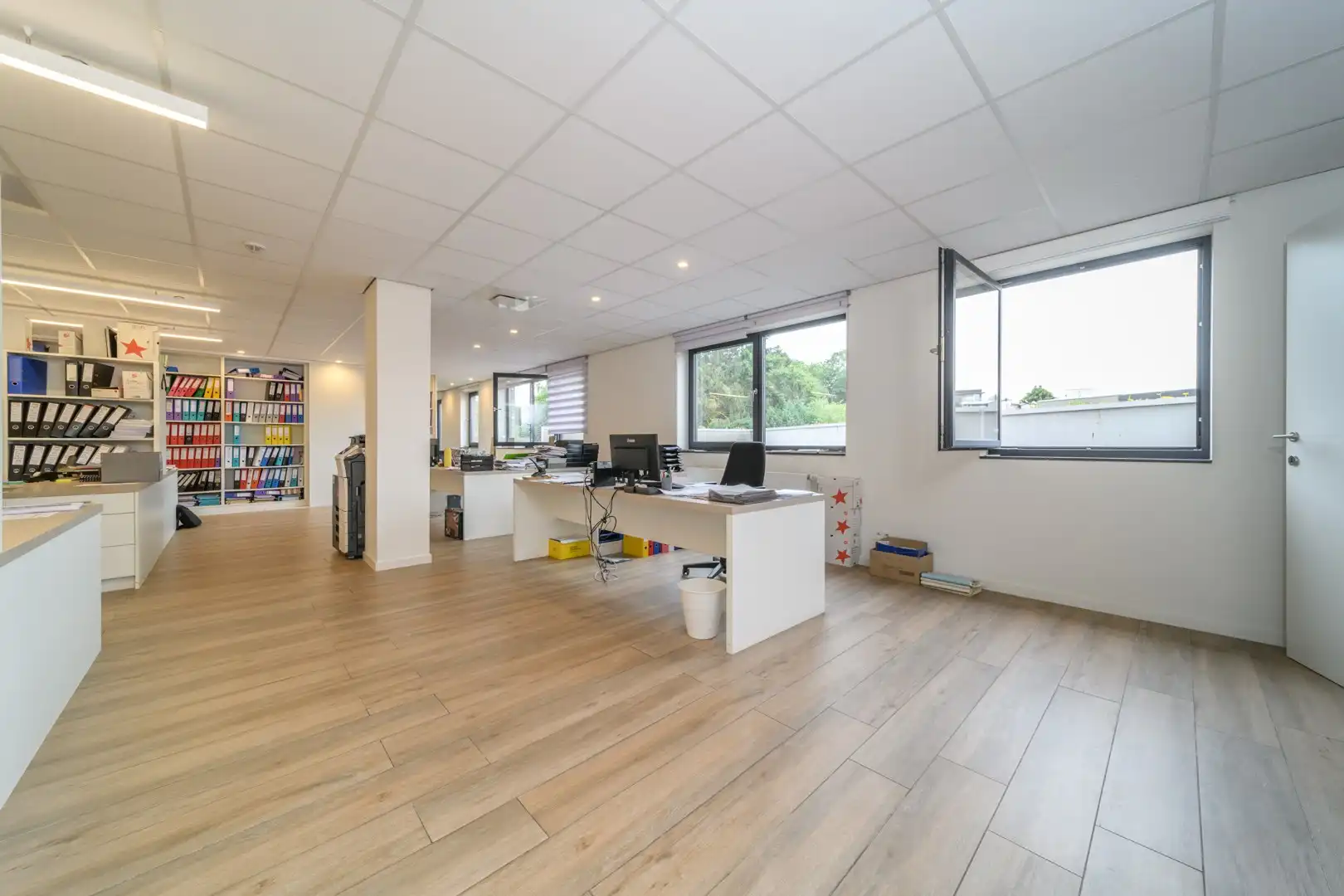 Hedendaagse kantoorruimte te koop nabij centrum Aalst foto 4