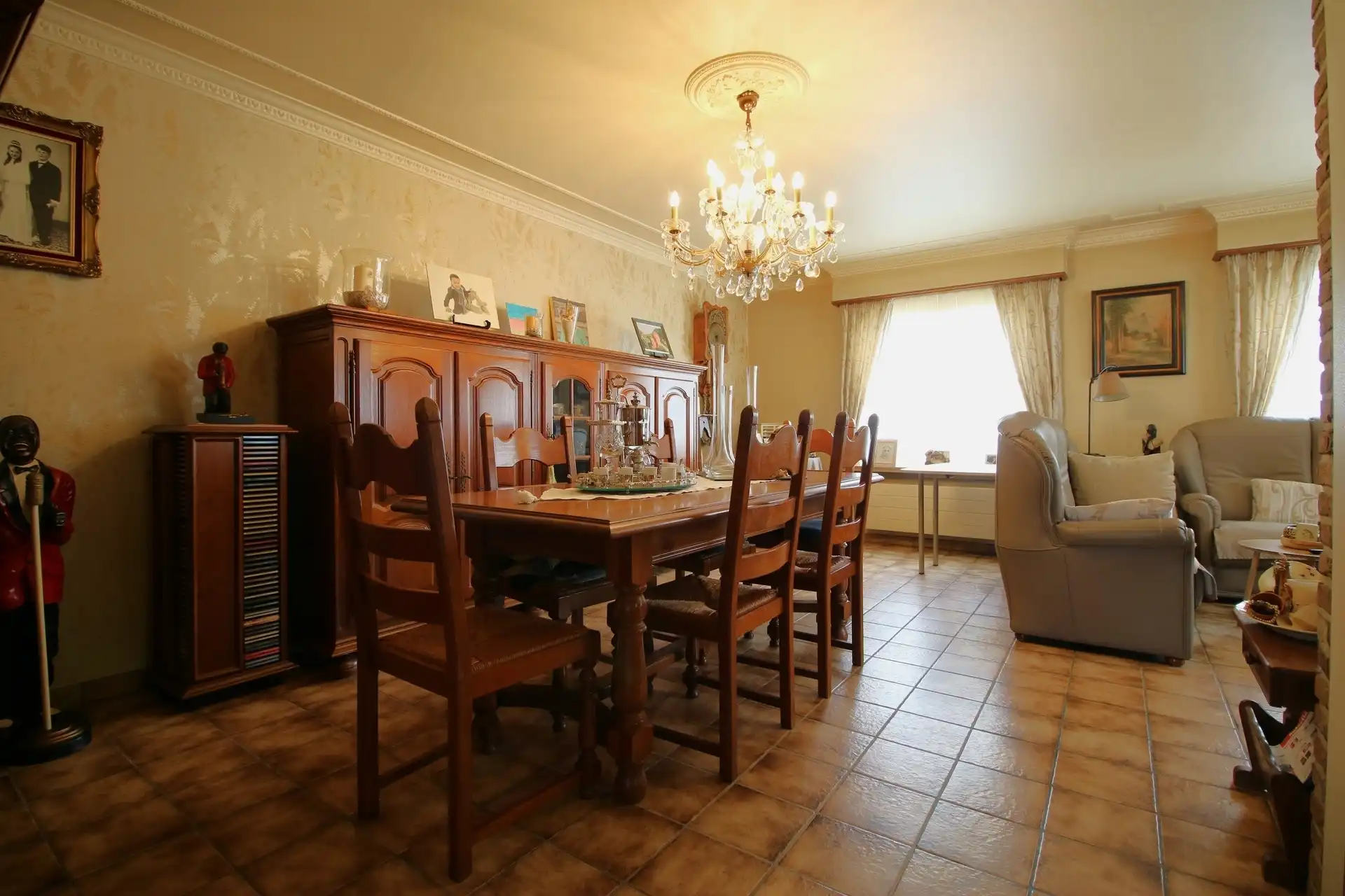 Solide woning HOB in centrum St-Jozef foto 4