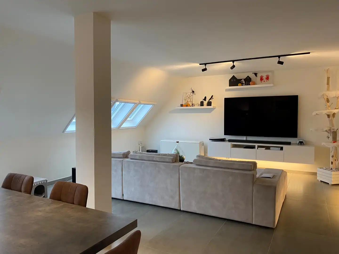 Prachtig appartement in het hart van het centrum - volledig gerenoveerd! foto 3
