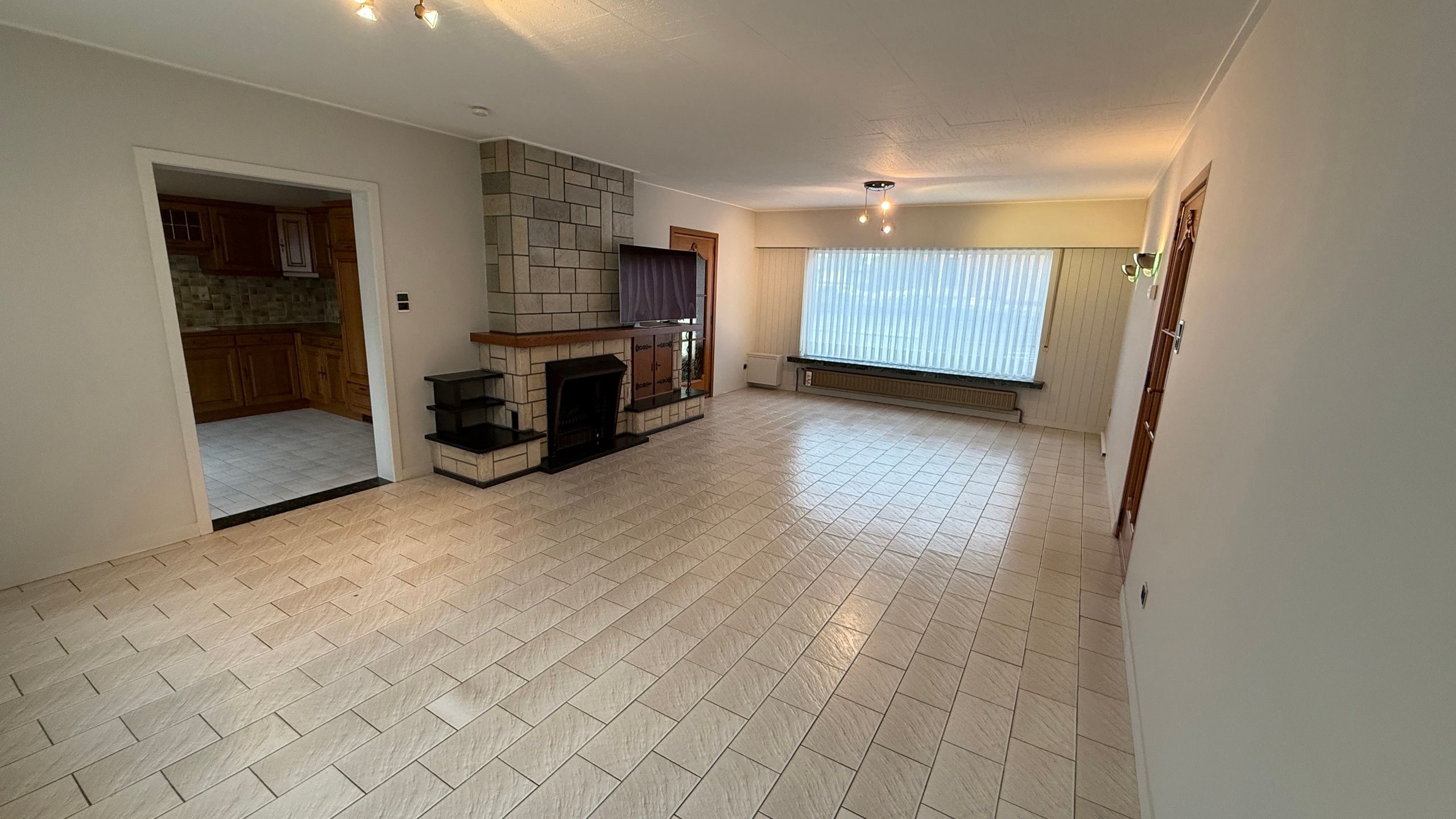 Goedgelegen woning met veel potentieel foto 5