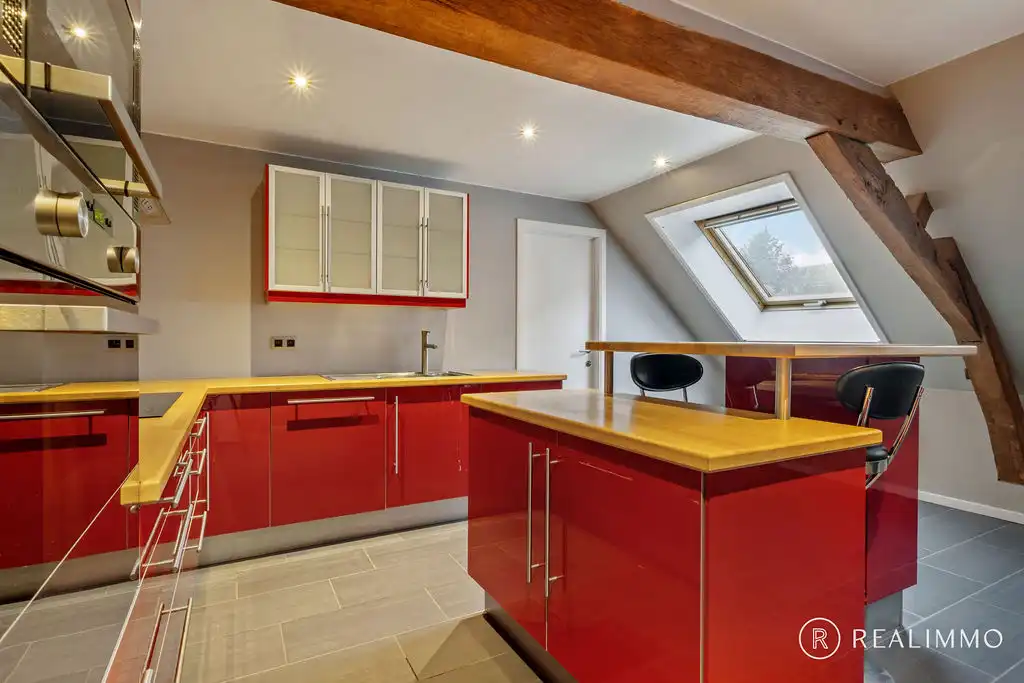 Authentieke vierkantshoeve op mooie ligging met tal van mogelijkheden foto 9