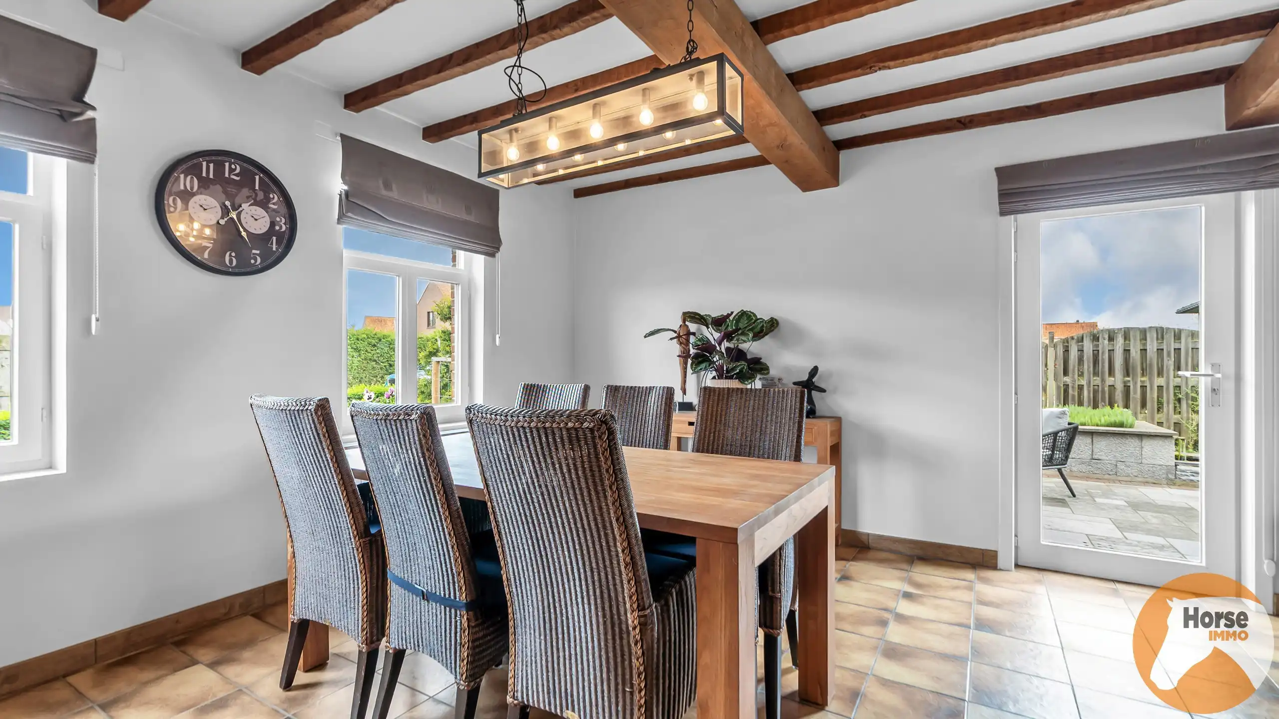 LOKEREN - Charmante woning met schuur en aanpalende weide  foto 10