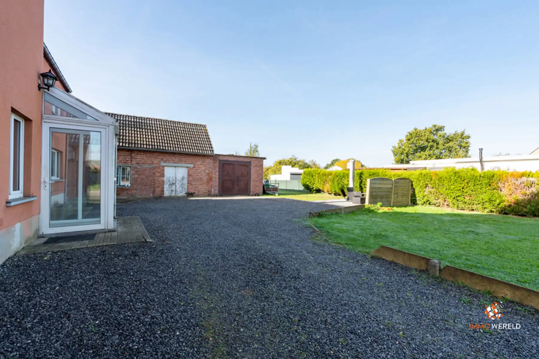 Ruime woning met 5 slaapkamers en grote wei op 24a  foto 31