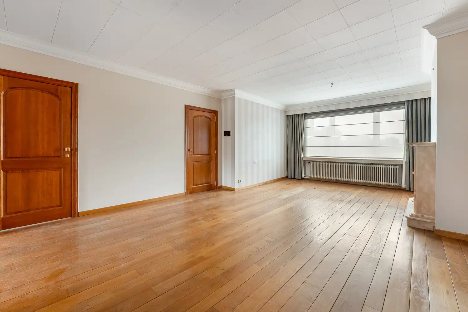 Ruime woning met (mogelijkheid tot) handelsgelijkvloers foto 3