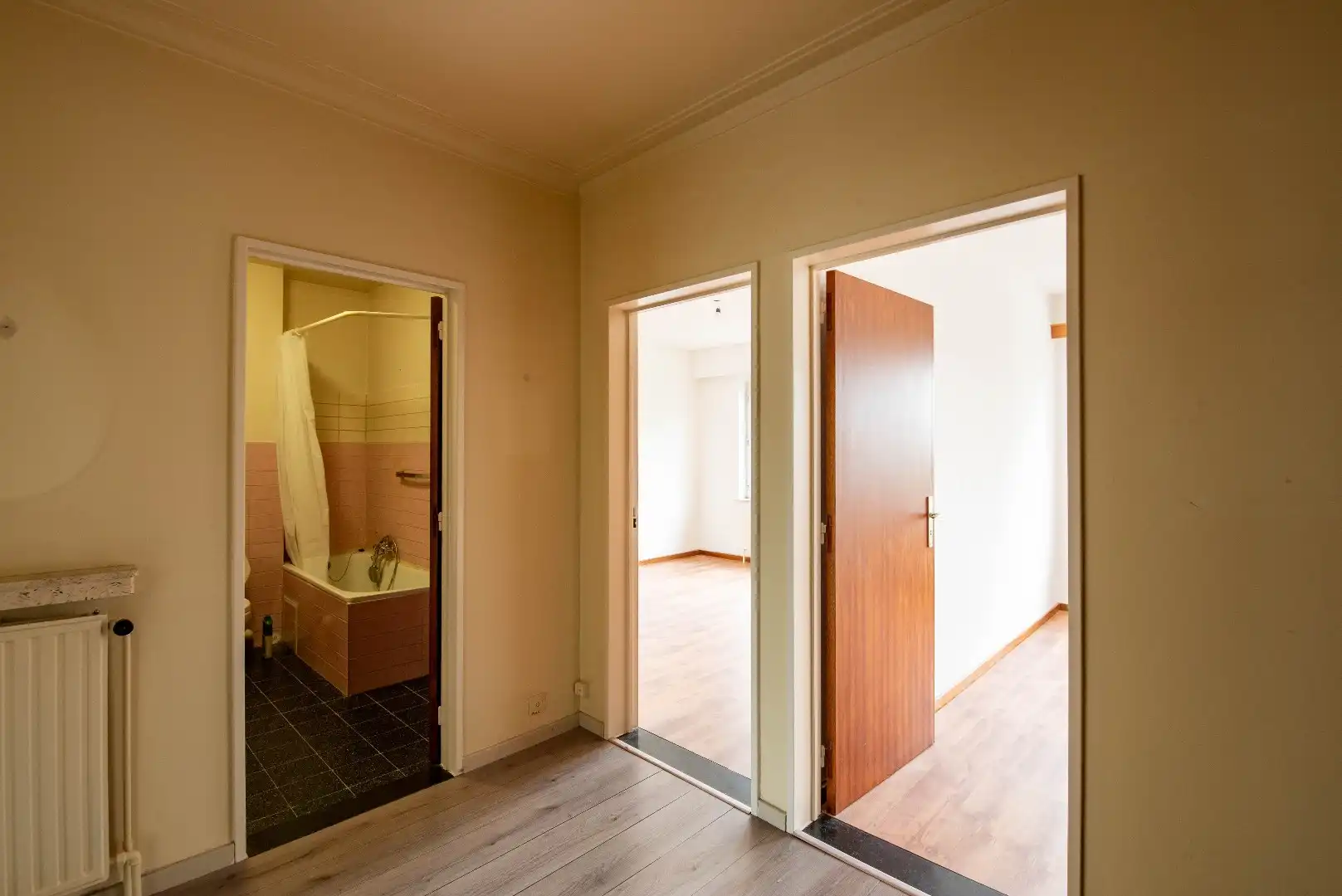 2-slk app met garagebox foto 12