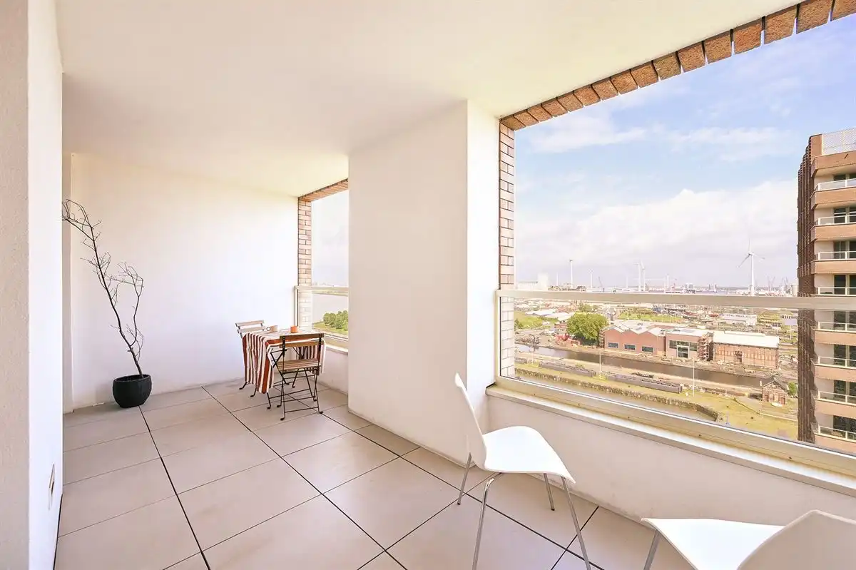 Instapklaar appartement met ruim terras op het Eilandje
 foto 10