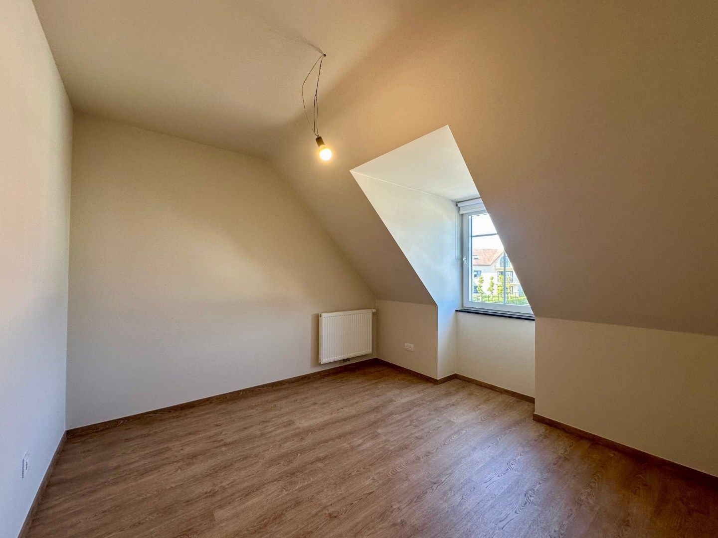 Nieuwbouwwoning in rustige woonwijk foto 17