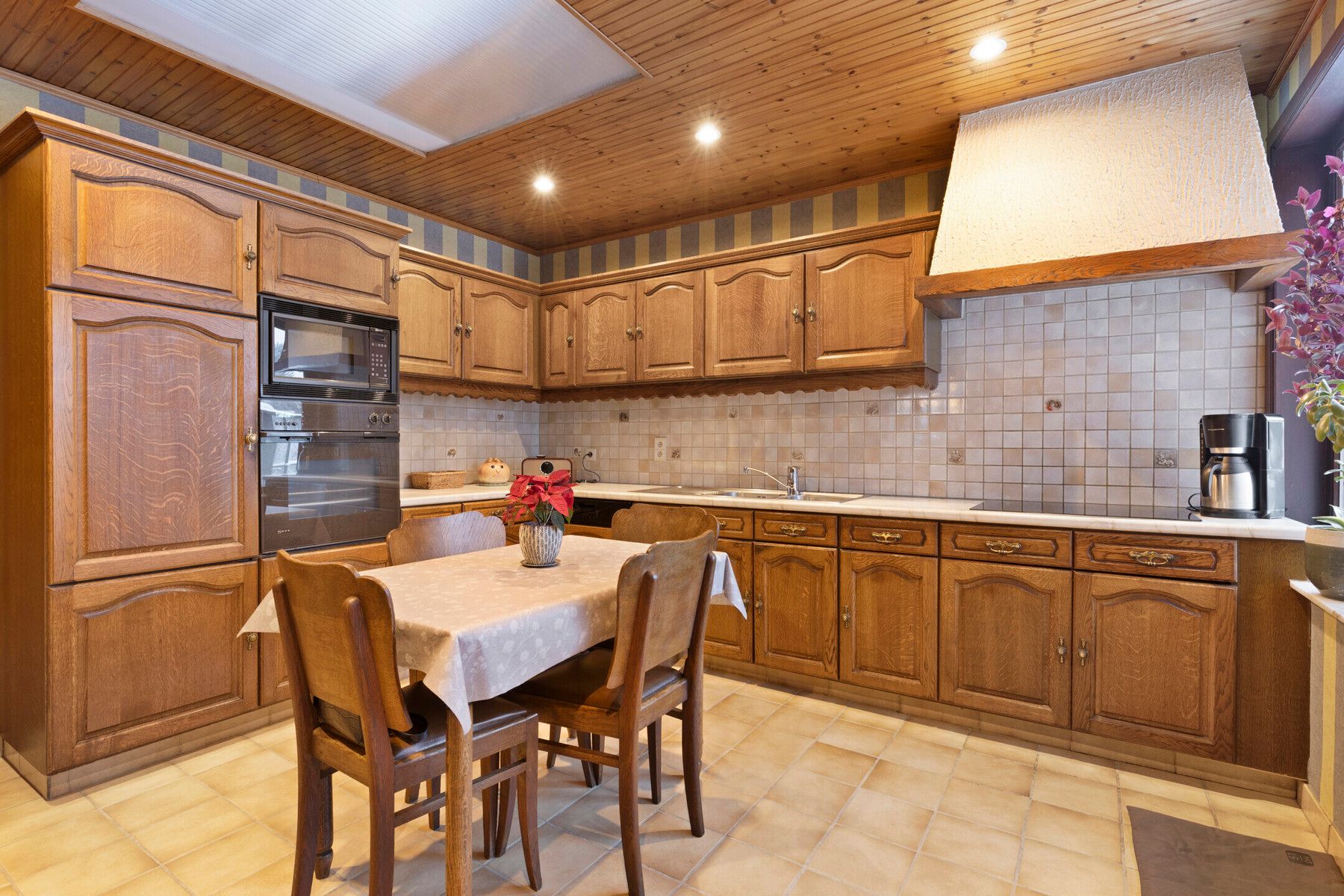 Uitzonderlijke woning met dubbele garage op 25a08ca foto 7