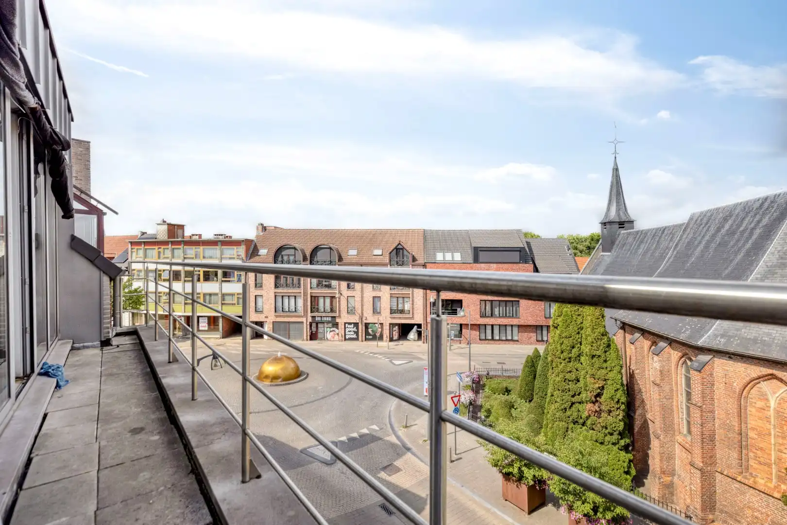 Instapklaar appartement met 1 slaapkamer en autostaanplaats nabij centrum Turnhout !  foto 11