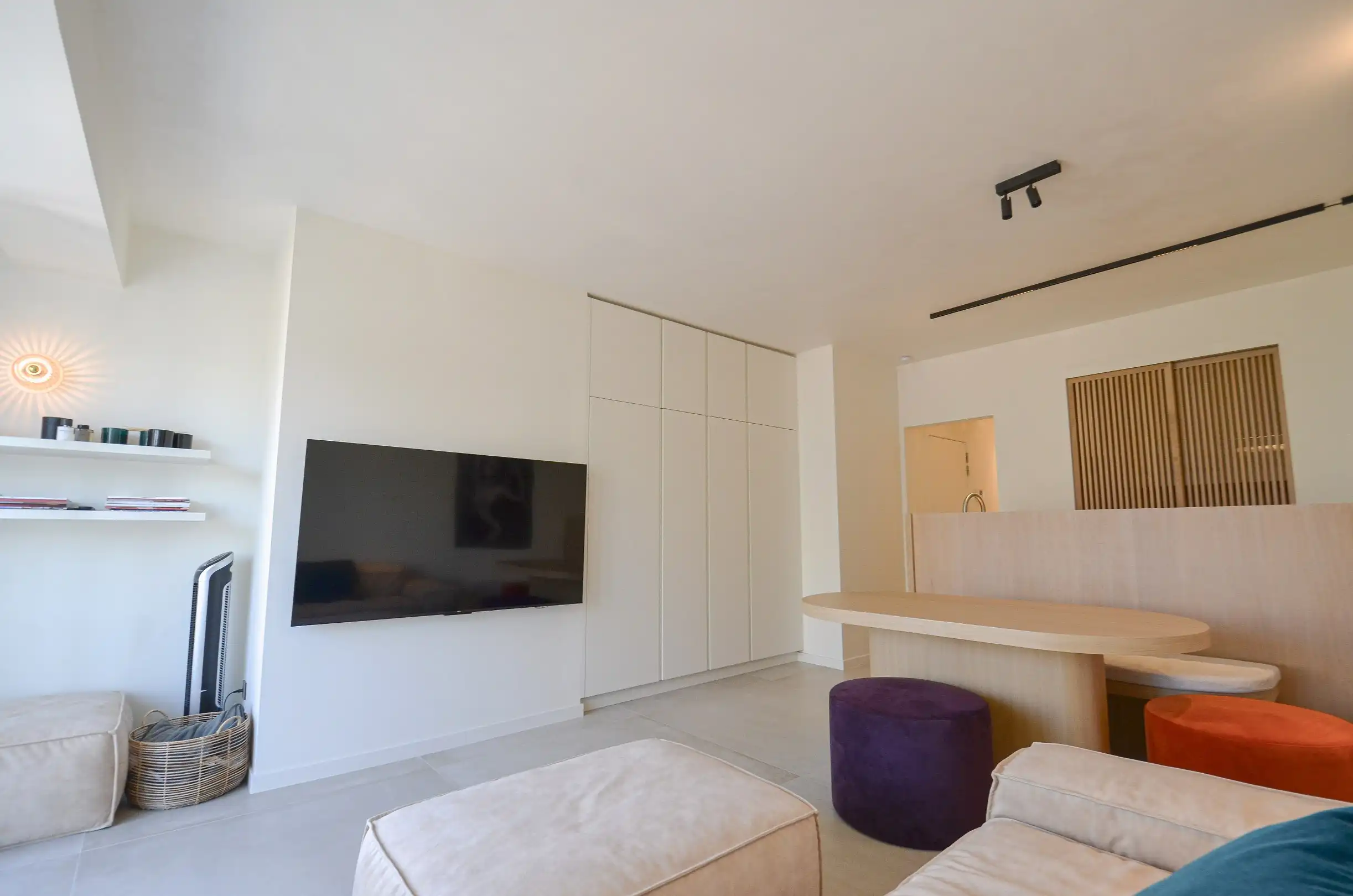 Stijlvol appartement met een open zicht gelegen nabij de Dumortierlaan. foto 4