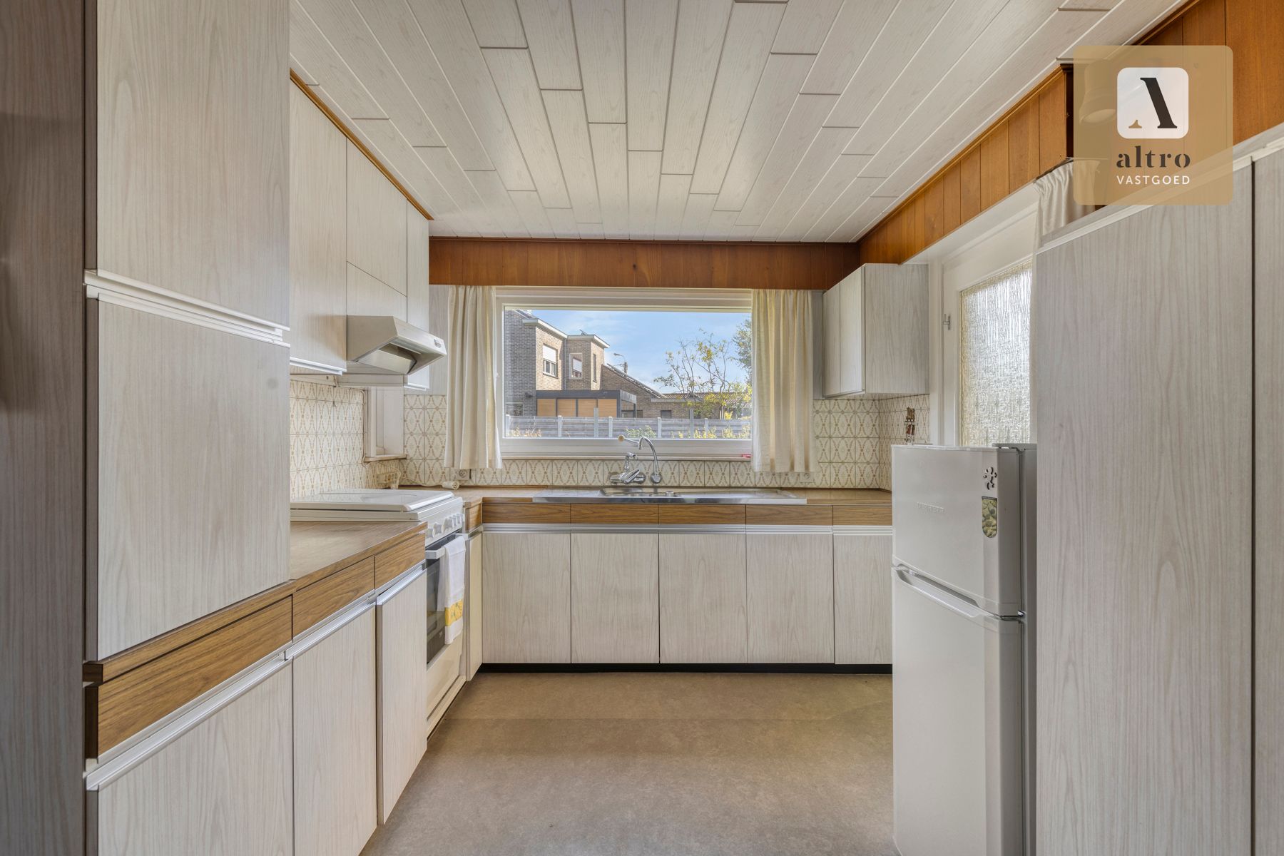 Te renoveren woning met veel potentieel in Aalter foto 9