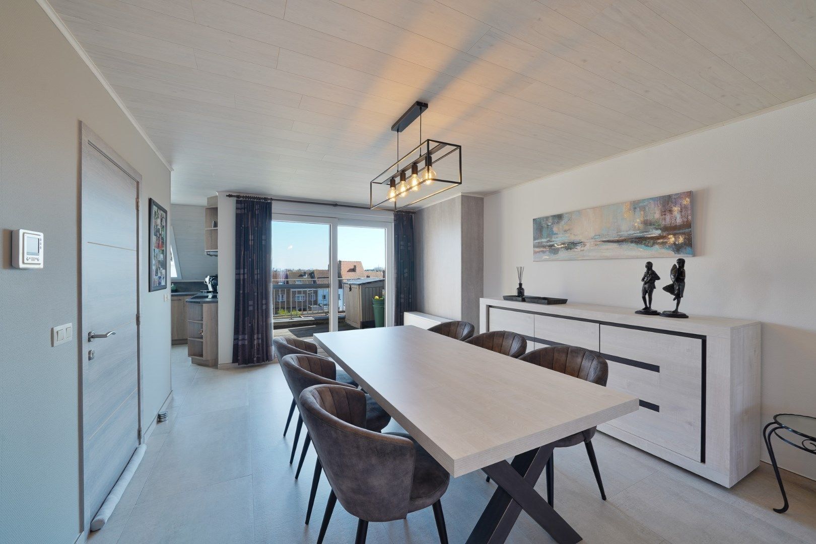 Perfect onderhouden duplex met 3 slaapkamers en zonnig terras Te huur foto 3