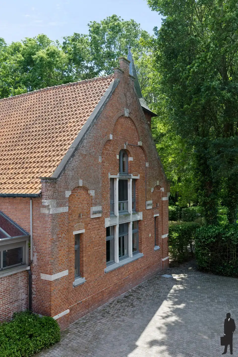 Kasteelhoeve op een landdomein van ca 6ha. foto 99