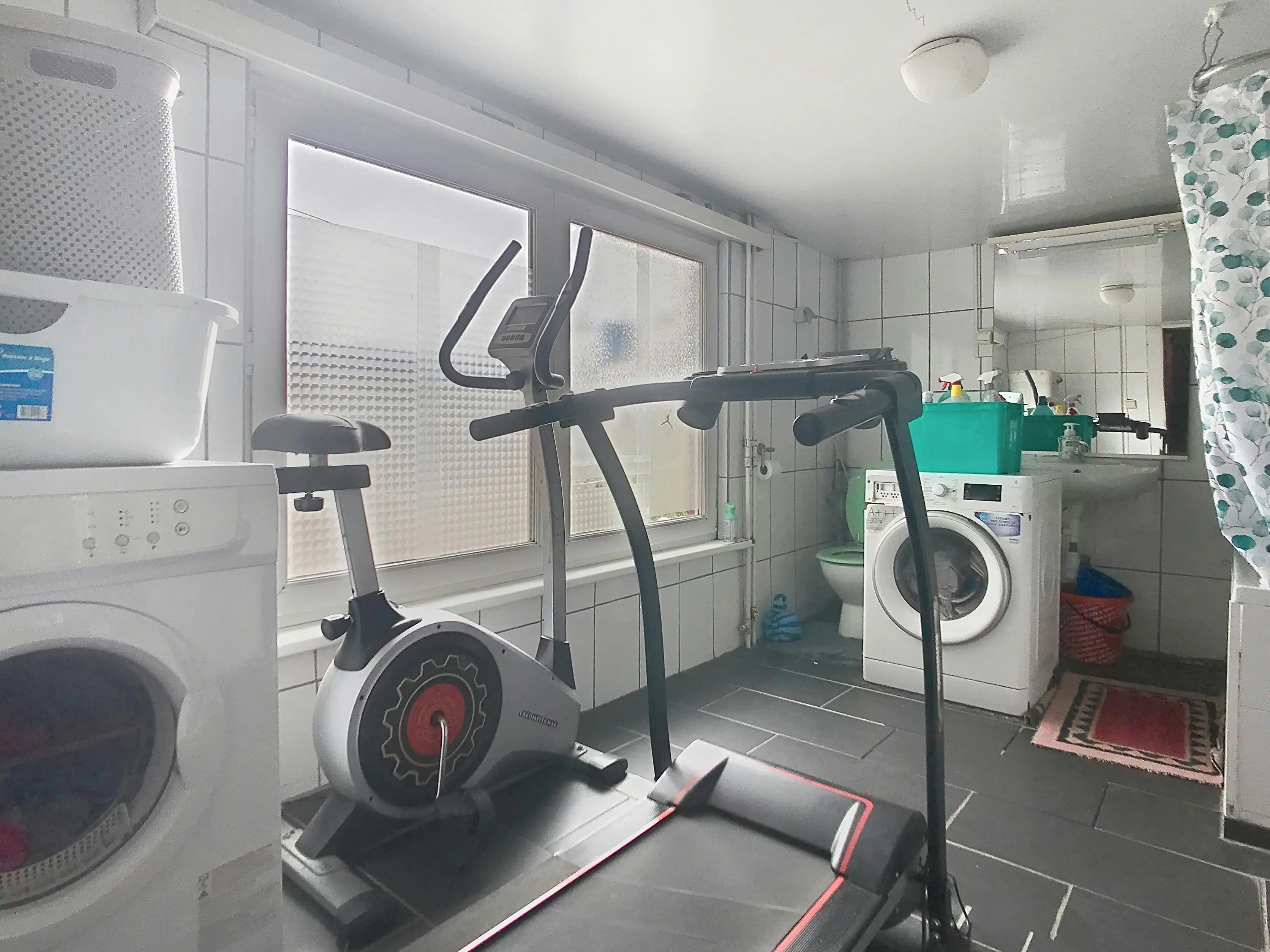 Huis van ca. 223 m² met koer te koop in Borgerhout foto 34