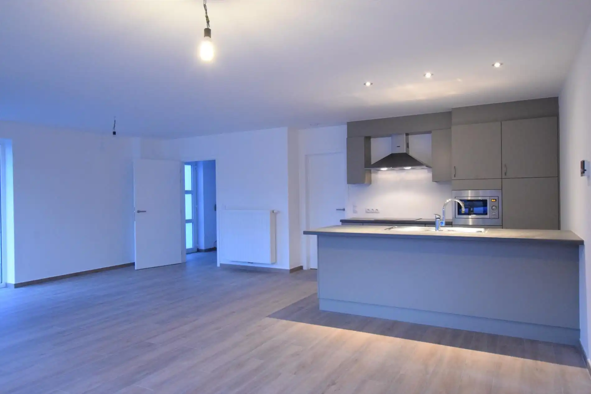 Recente halfopen bebouwing met 3 slaapkamers op uiterst rustige ligging te Gistel foto 6