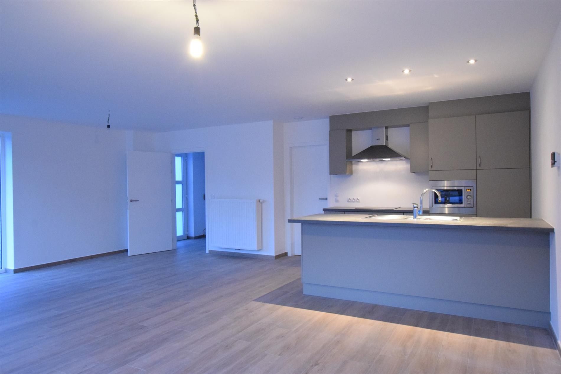 Recente halfopen bebouwing met 3 slaapkamers op uiterst rustige ligging te Gistel foto 6