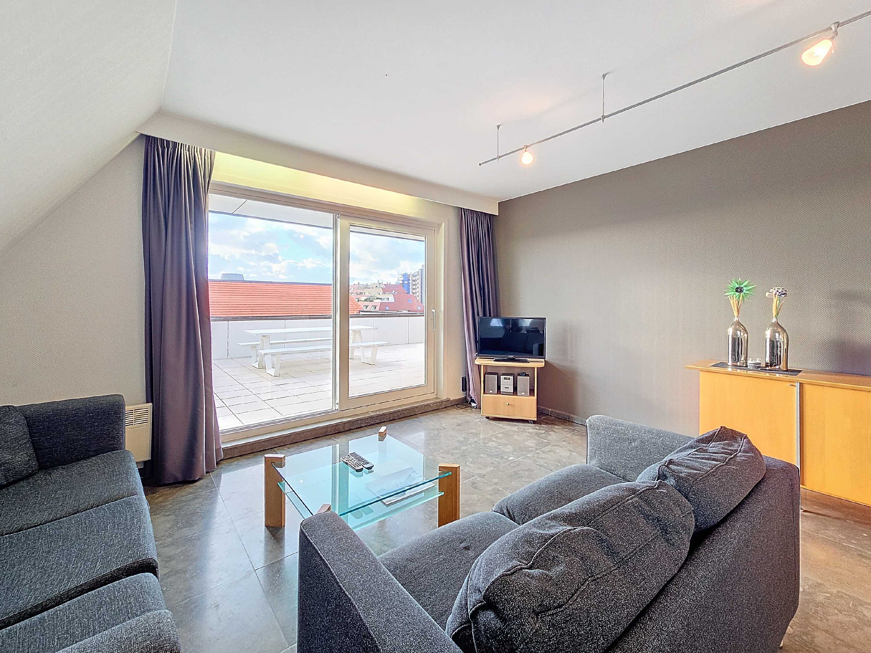 Zuidgerichte penthouse met een schitterend duinenzicht te Nieuwpoort foto 4