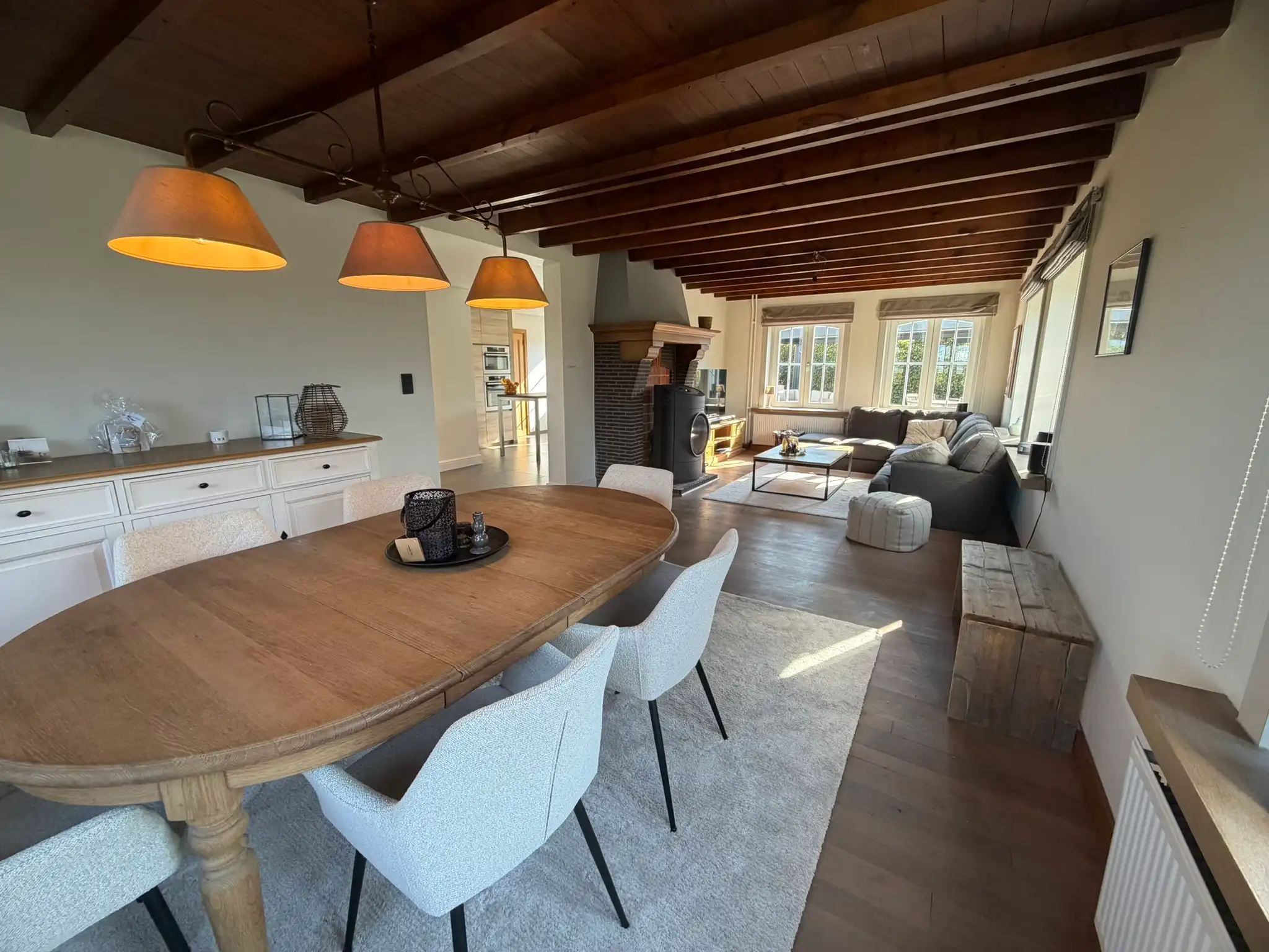 Prachtige landelijke woning met 5 slaapkamers & bijgebouwen foto 5
