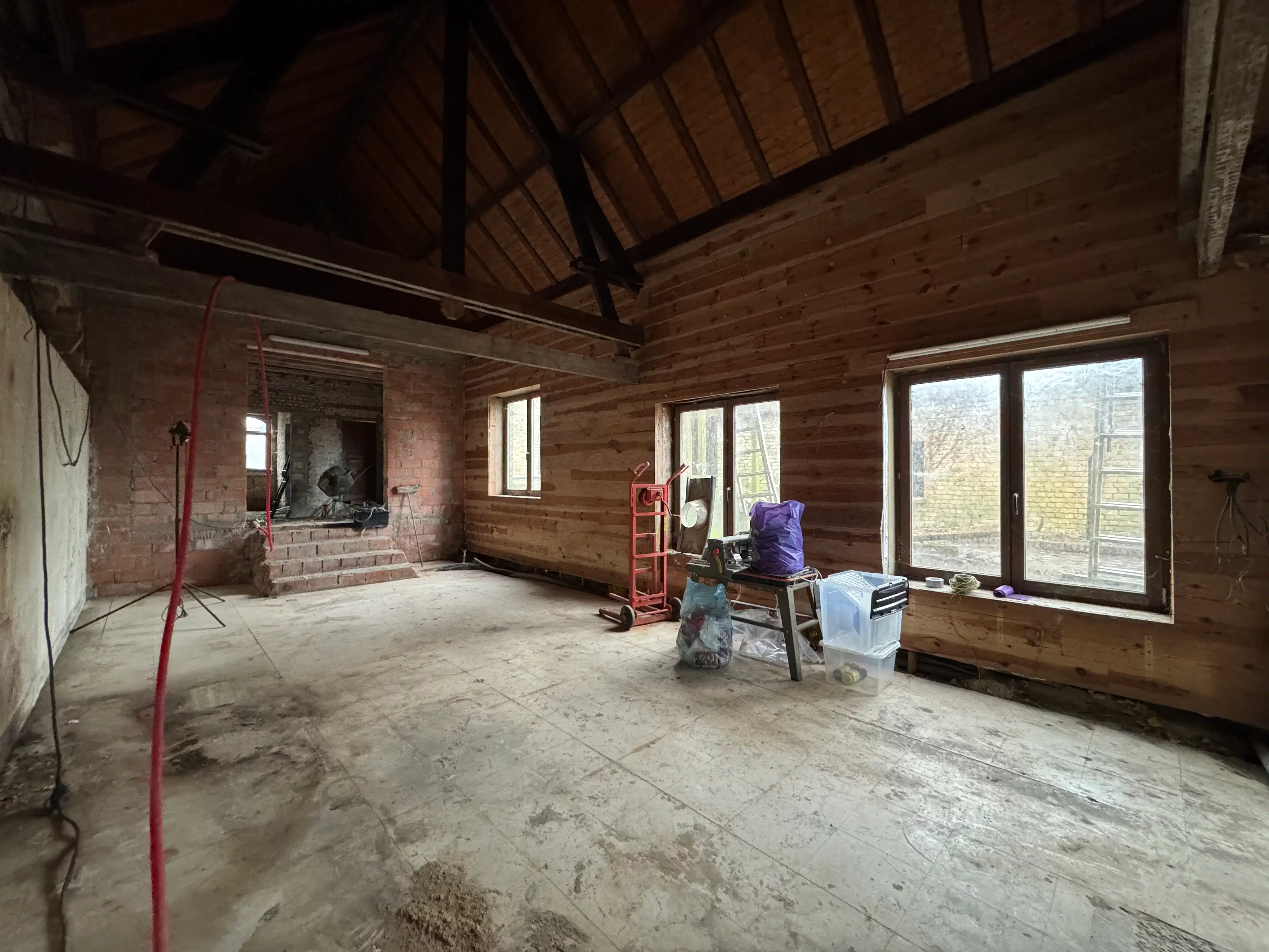 Karaktervolle dorpswoning met veel potentieel foto 13