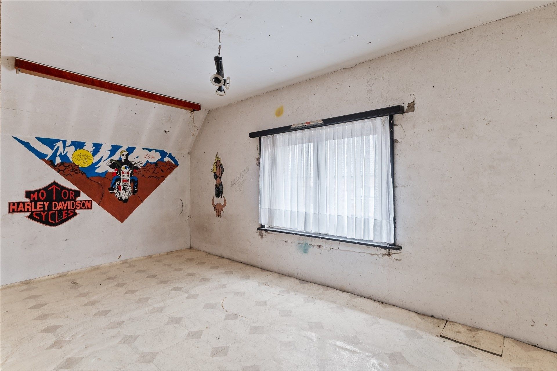 Te renoveren half open bebouwing met garage op centrale ligging te Oudegem foto 16